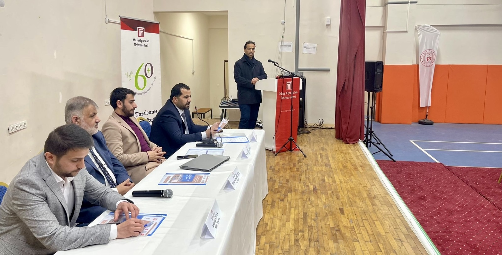 bulanik-meslek-yuksekokulunda-ramazan-konusmalari-kapsaminda-panel-duzenlendi-4723