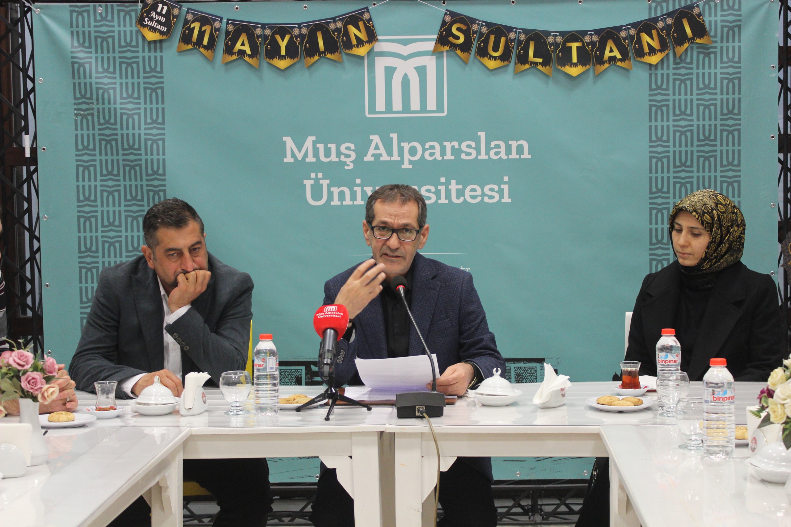 ramazan-konusmalari-24-edebiyat-ve-fark-4822