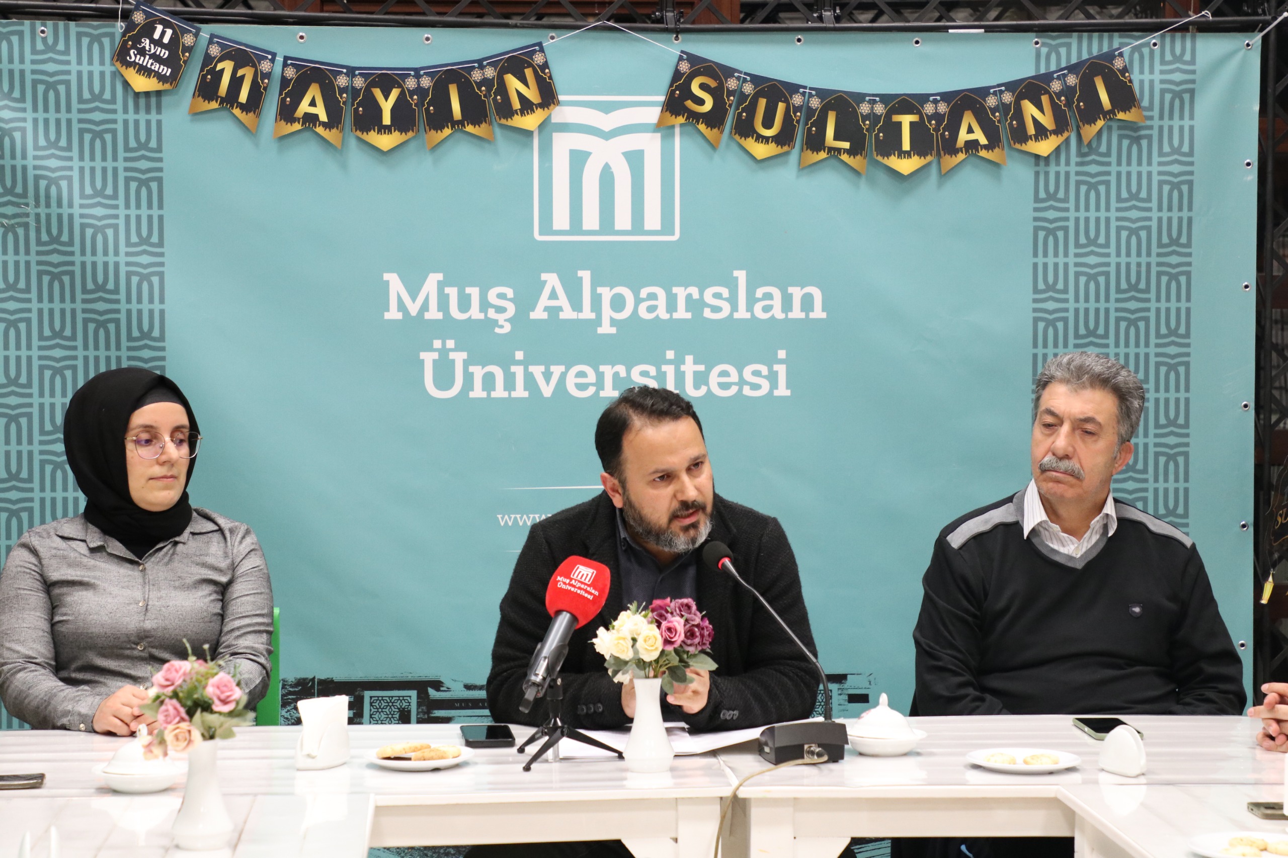 ramazan-konusmalari-28-sekuler-cagin-musluman-cocuklari-4842