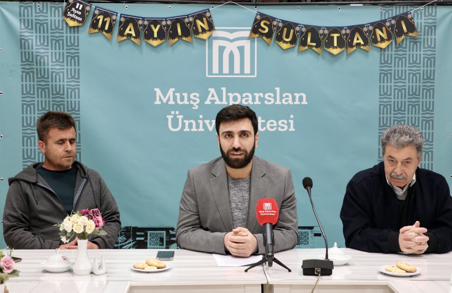 ramazan-konusmalari-30-klasik-kurt-siirinde-bayram-sevinci-4845