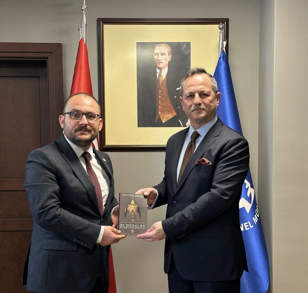 rektorumuz-ankarada-kultur-sanat-ziyaretlerini-surduruyor-4859