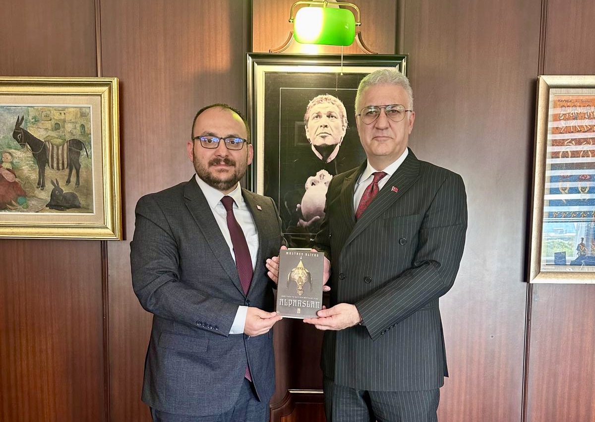 rektorumuz-ankarada-resmi-temaslara-devam-ediyor-4866