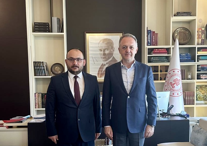rektorumuz-kultur-ve-turizm-bakan-yardimcisi-yazgi-ile-gorustu-4883