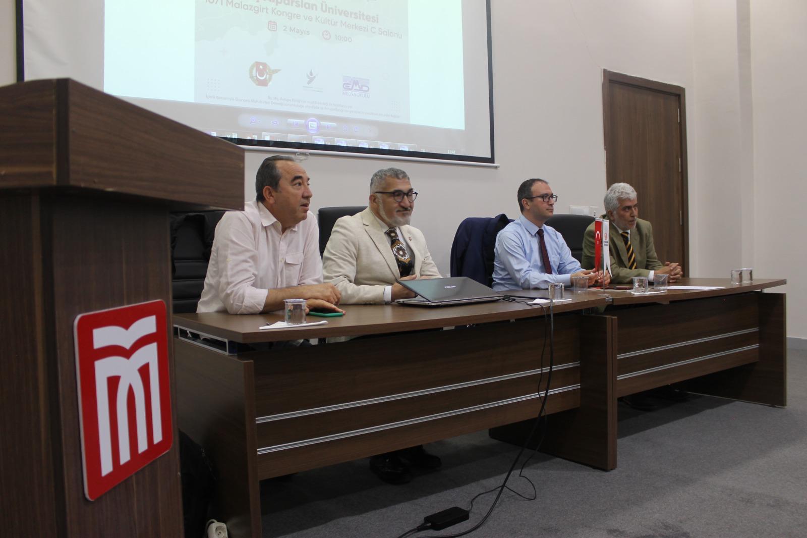 duayen-gazeteciler-iletisim-fakultemizin-konugu-oldu-4967