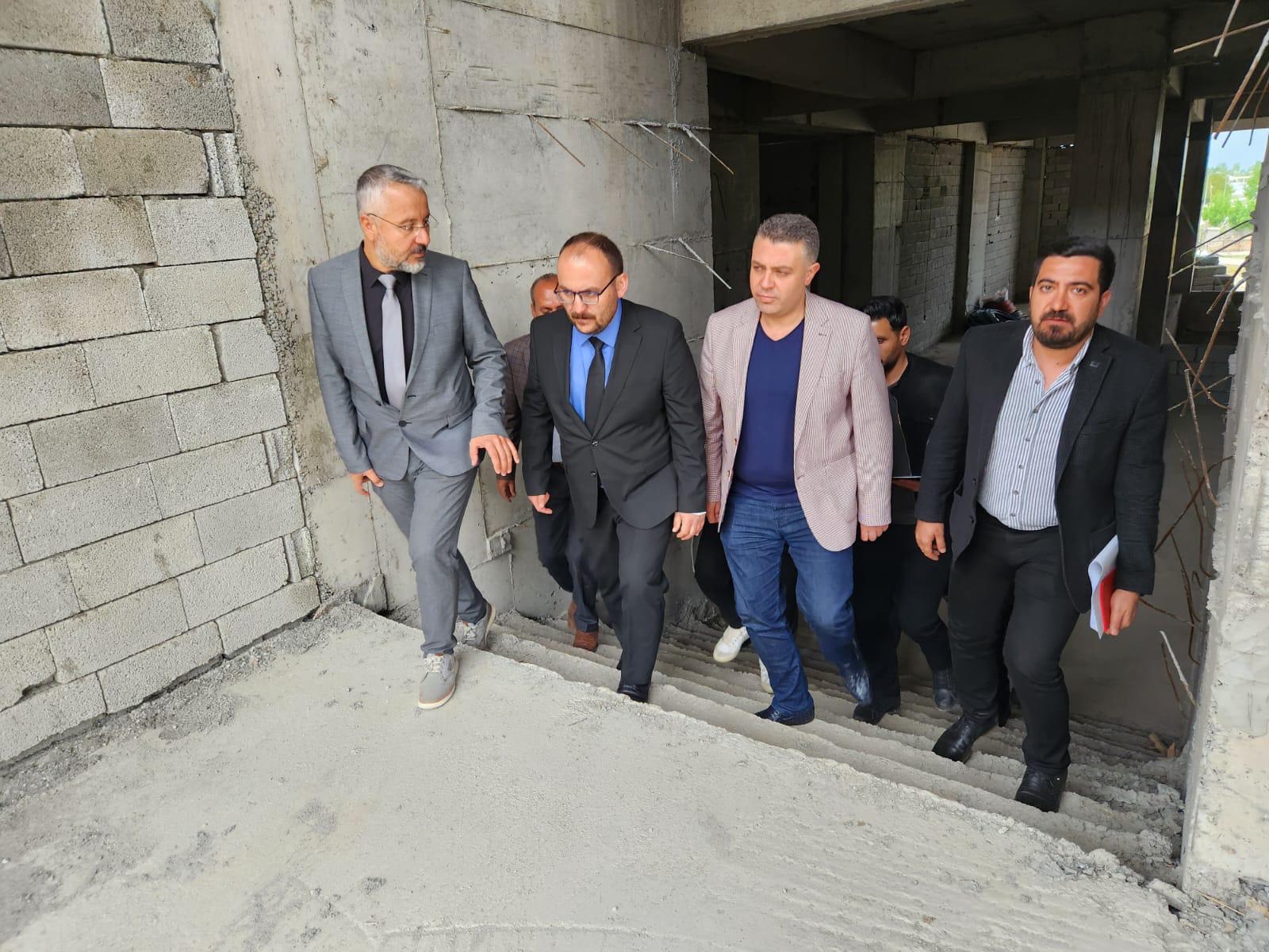 rektorumuz-malazgirt-meslek-yuksekokulu-yeni-binasini-inceledi-5074