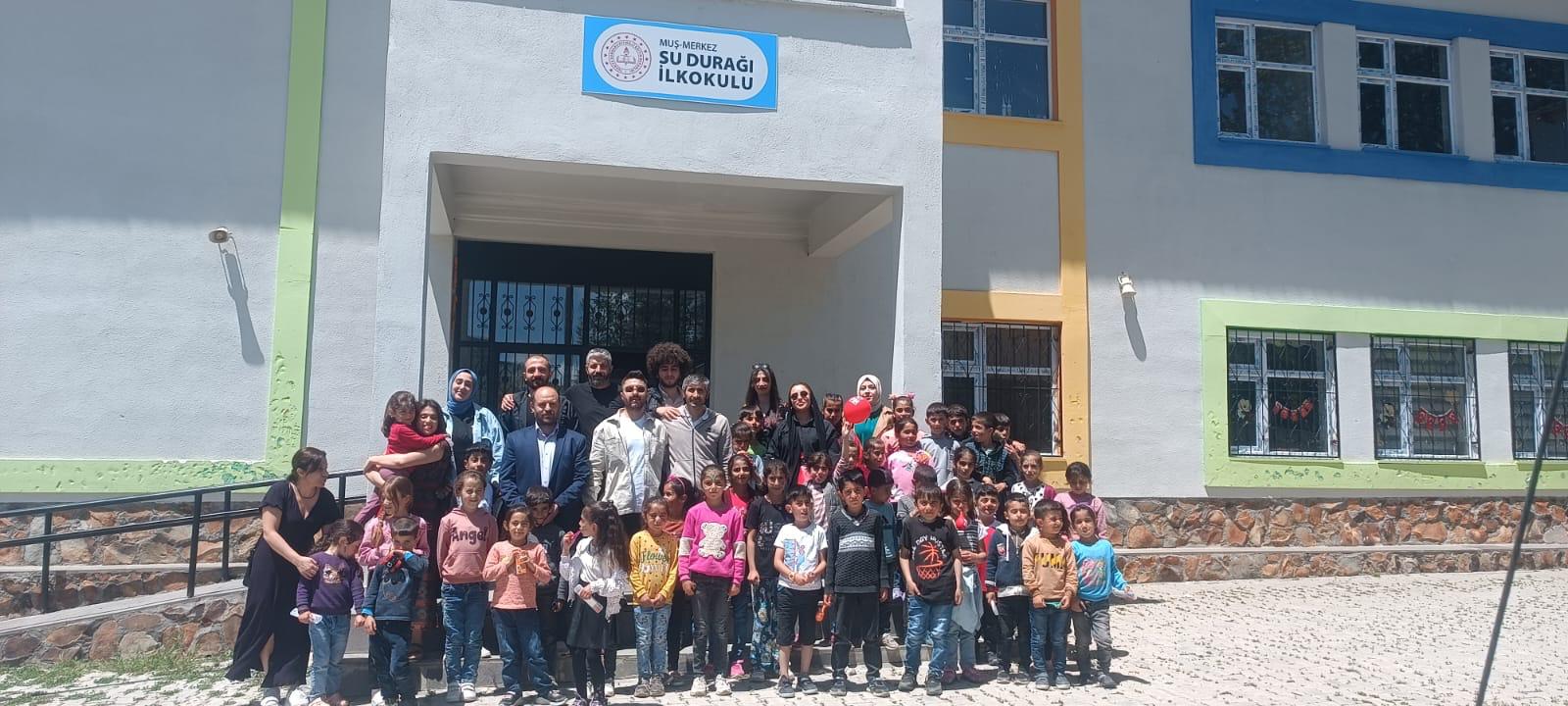 ogrencilerimizden-suduragi-koyu-ilkokuluna-anlamli-destek-5150