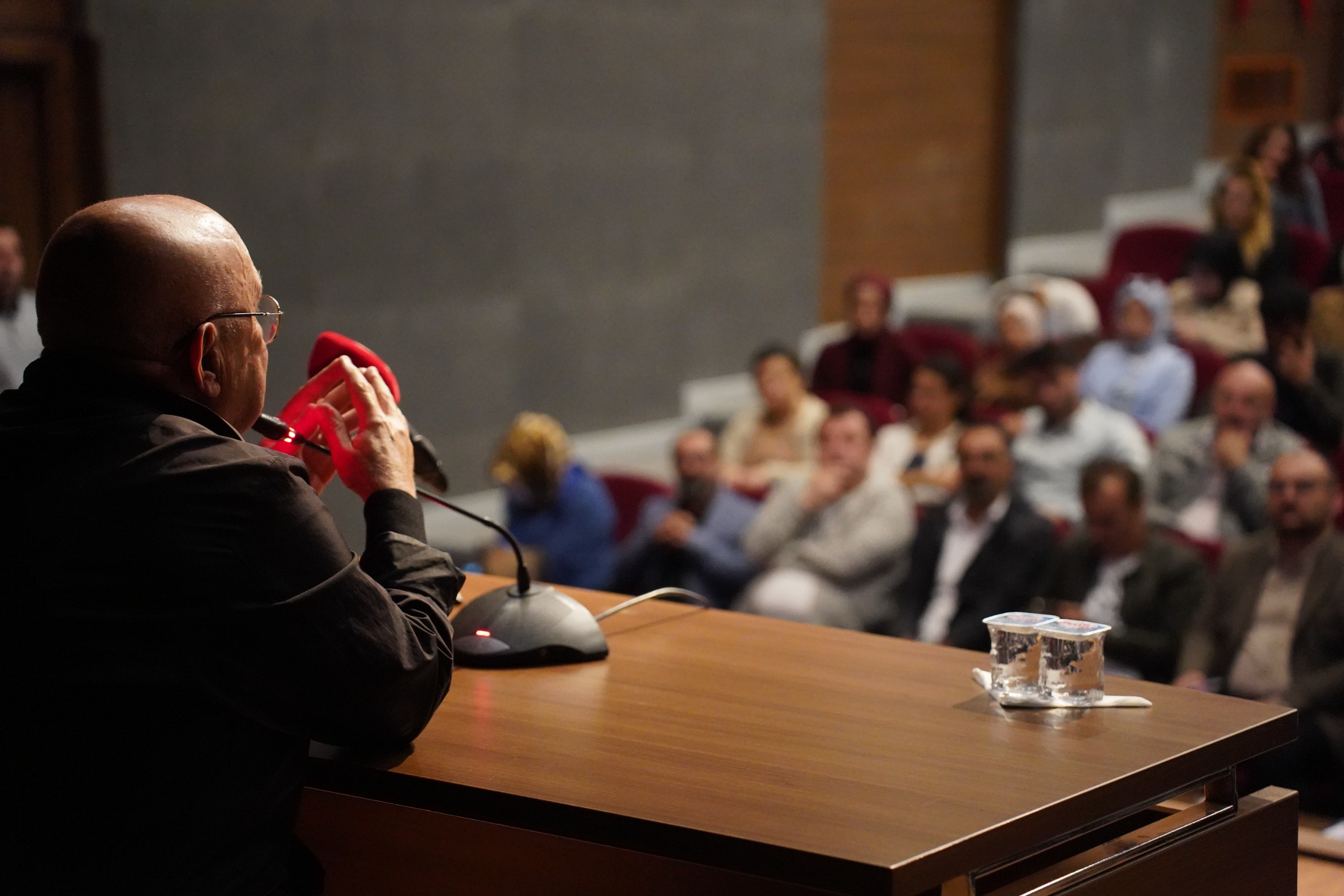 turku-soyleyen-felsefe-konferansi-yogun-ilgi-gordu-5175