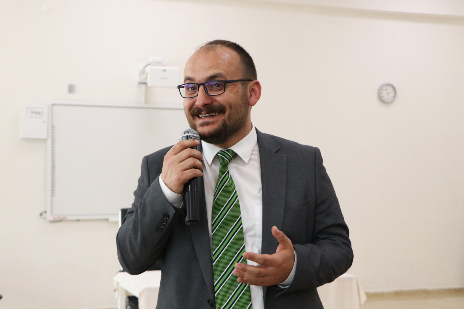 rektorumuz-prof-dr-mustafa-alican-sosyal-bilimler-meslek-yuksekokulu-ve-iletisim-fakultesi-ogrencileriyle-bulustu-5194