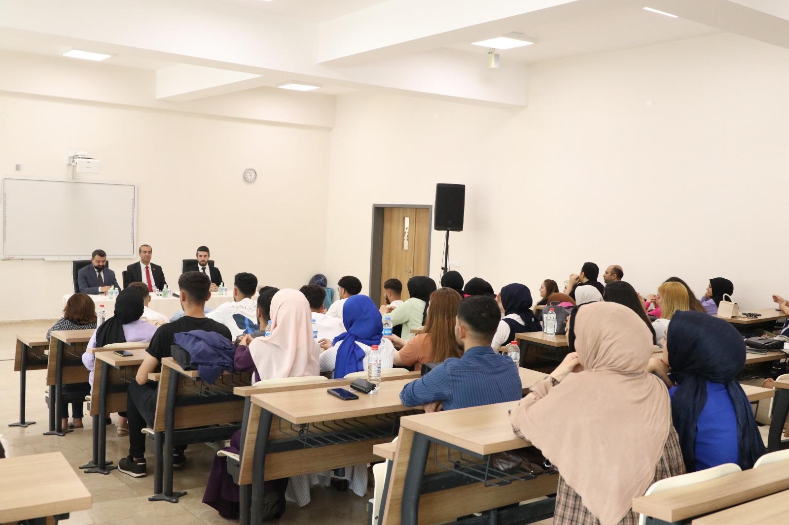 doc-dr-mehmet-kabak-ve-uzm-dr-omer-baser-sektor-ogrenci-bulusmalarinda-konugumuz-oldu-5213