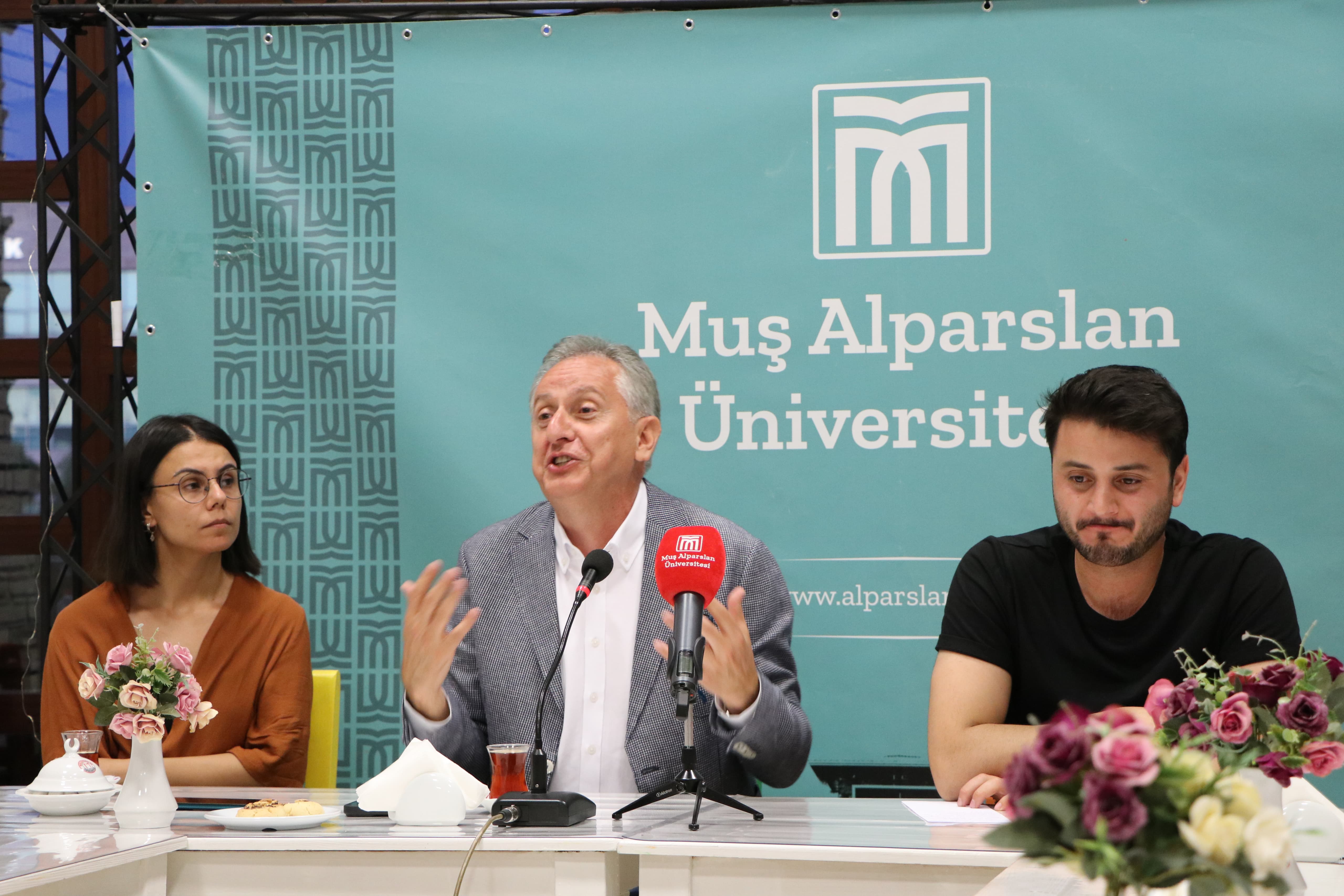 cay-bahane-sohbetlerinde-malazgirt-projesi-anlatildi-5244