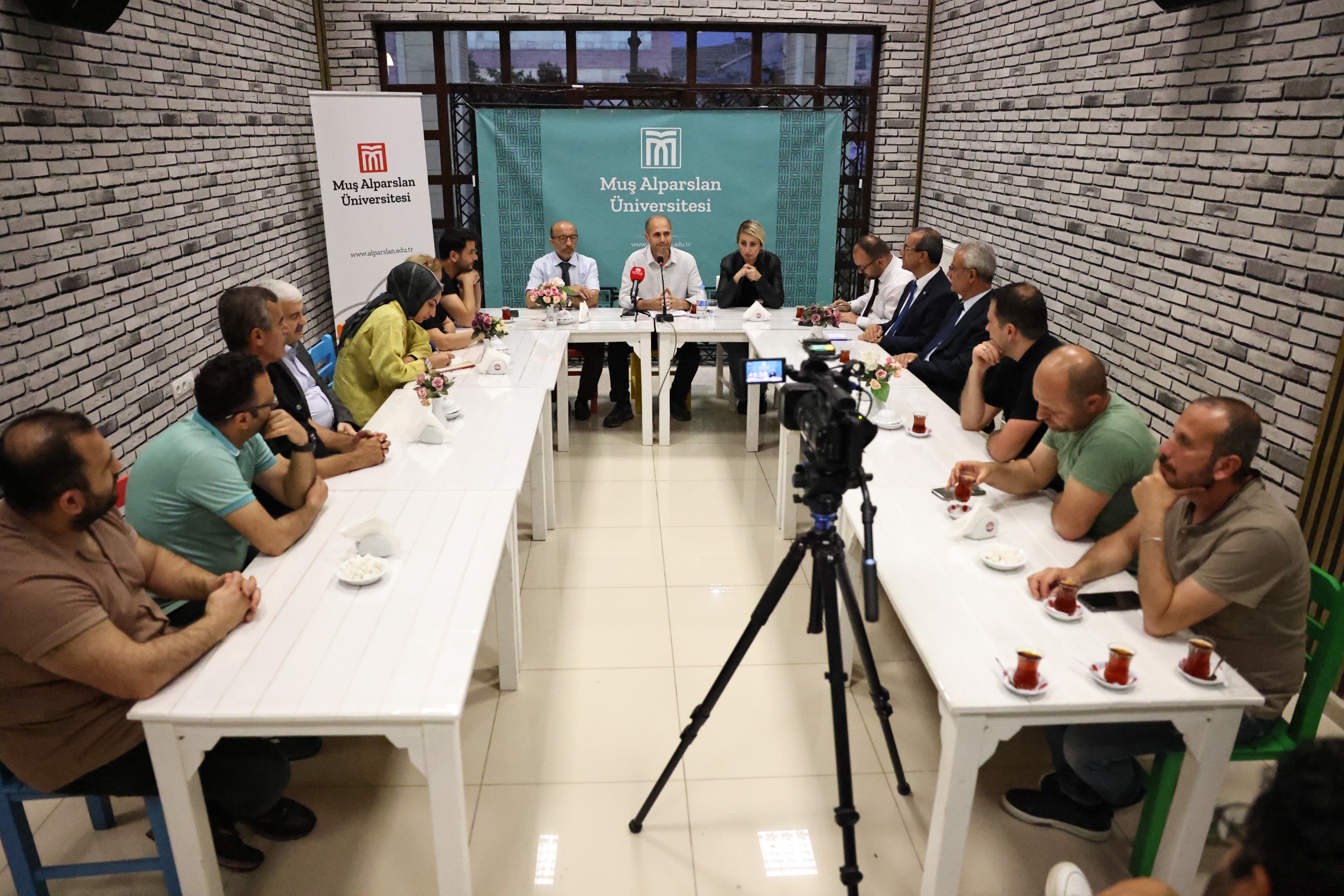 cay-bahane-sohbetleri-24-israil-propagandasi-hasbara-anlayisi-ve-kamu-diplomasisi-5315