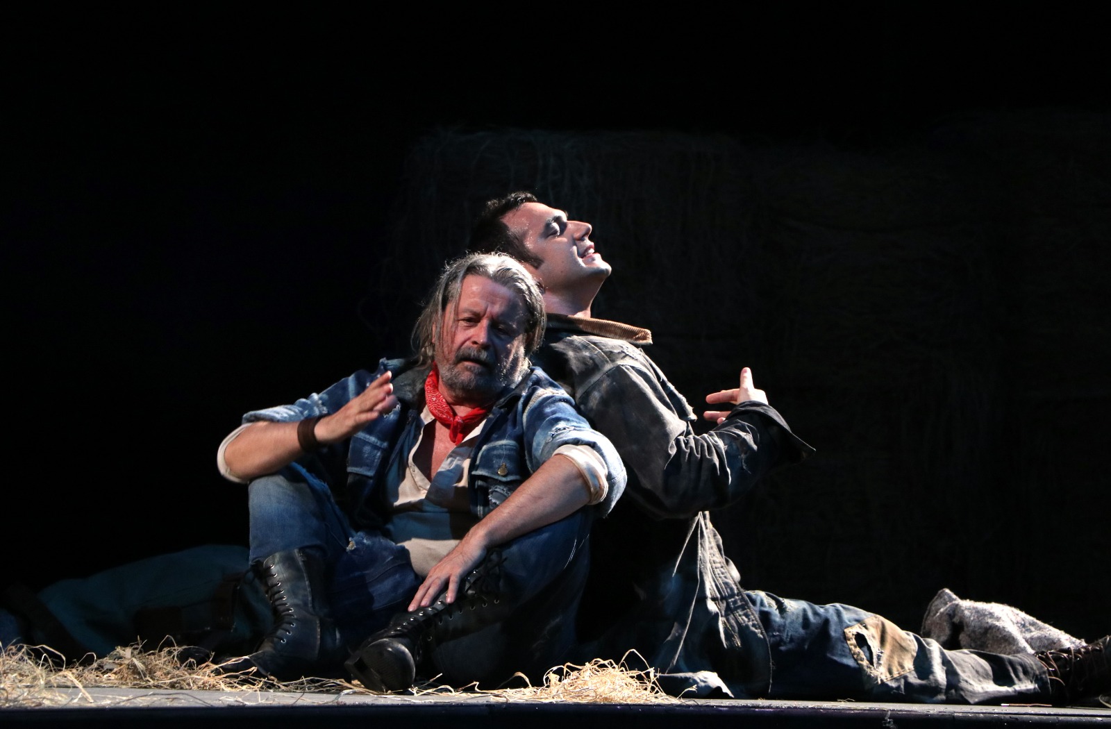 izmir-state-theatre-presents-of-mice-and-men-at-our-university-5324