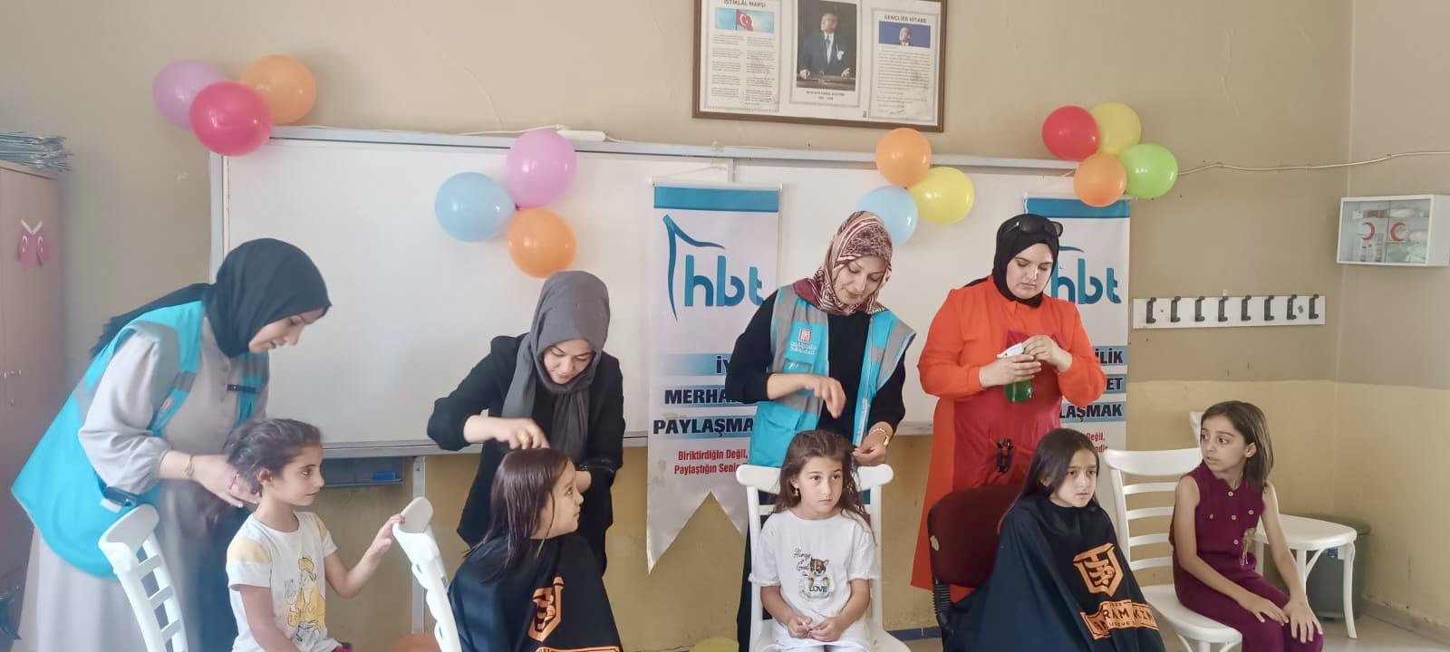 hayirda-bulusanlar-toplulugundan-koy-cocuklarina-kuafor-hizmeti-5361