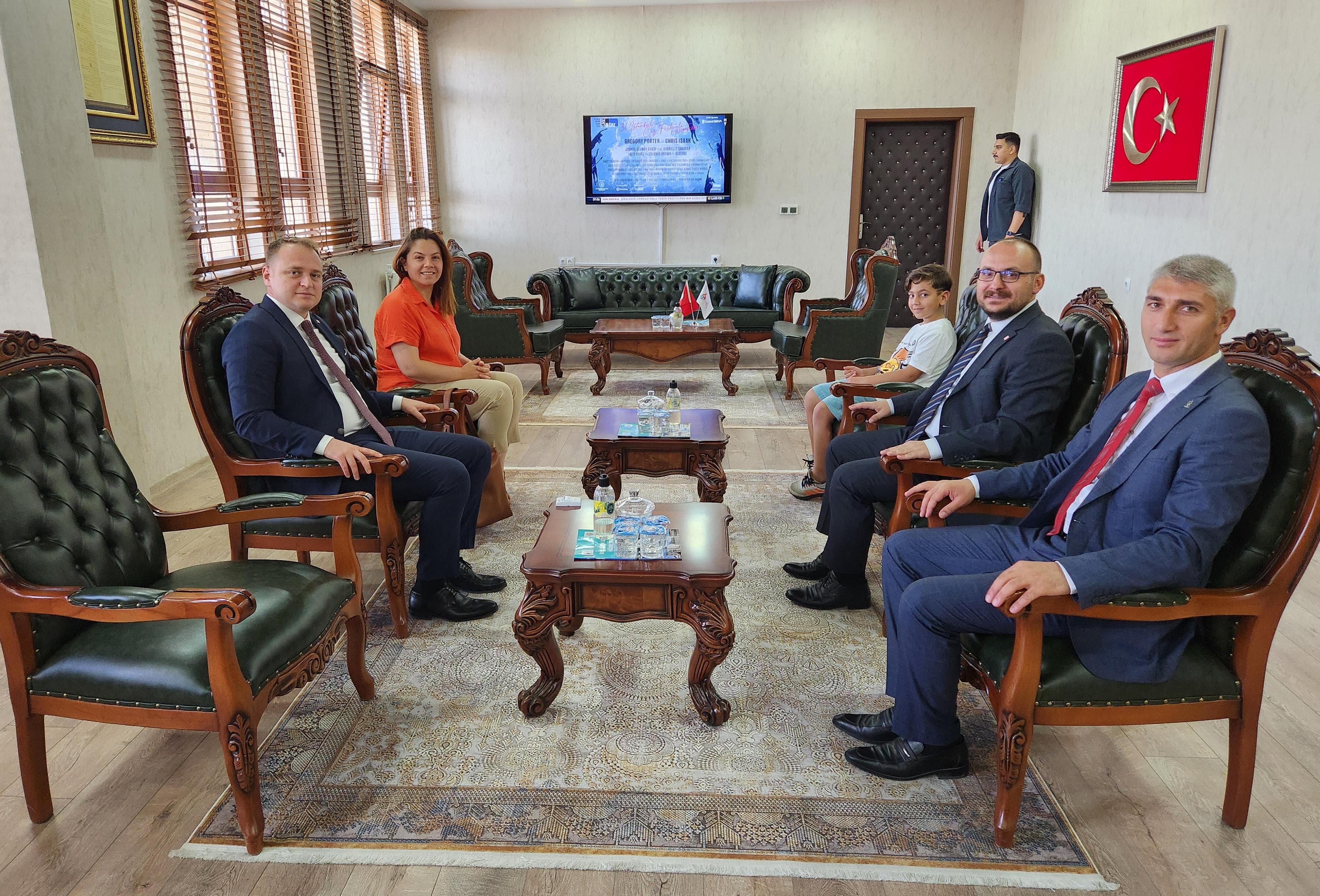 rektorumuzden-bulanik-yeni-kaymakamina-ziyaret-5394