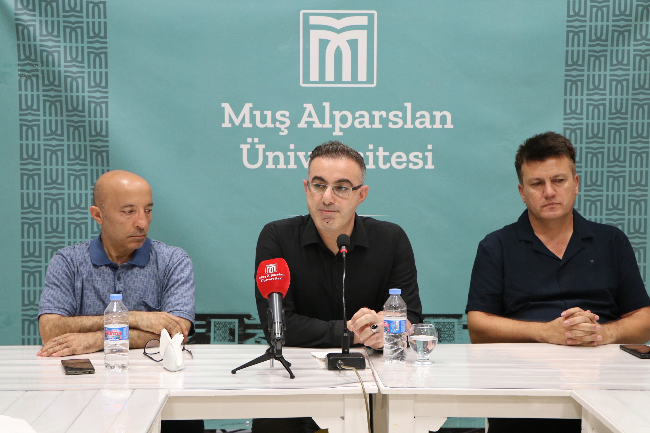 cay-bahane-sohbetlerinin-33uncu-bolumunde-kuresel-isinma-konusuldu-5440