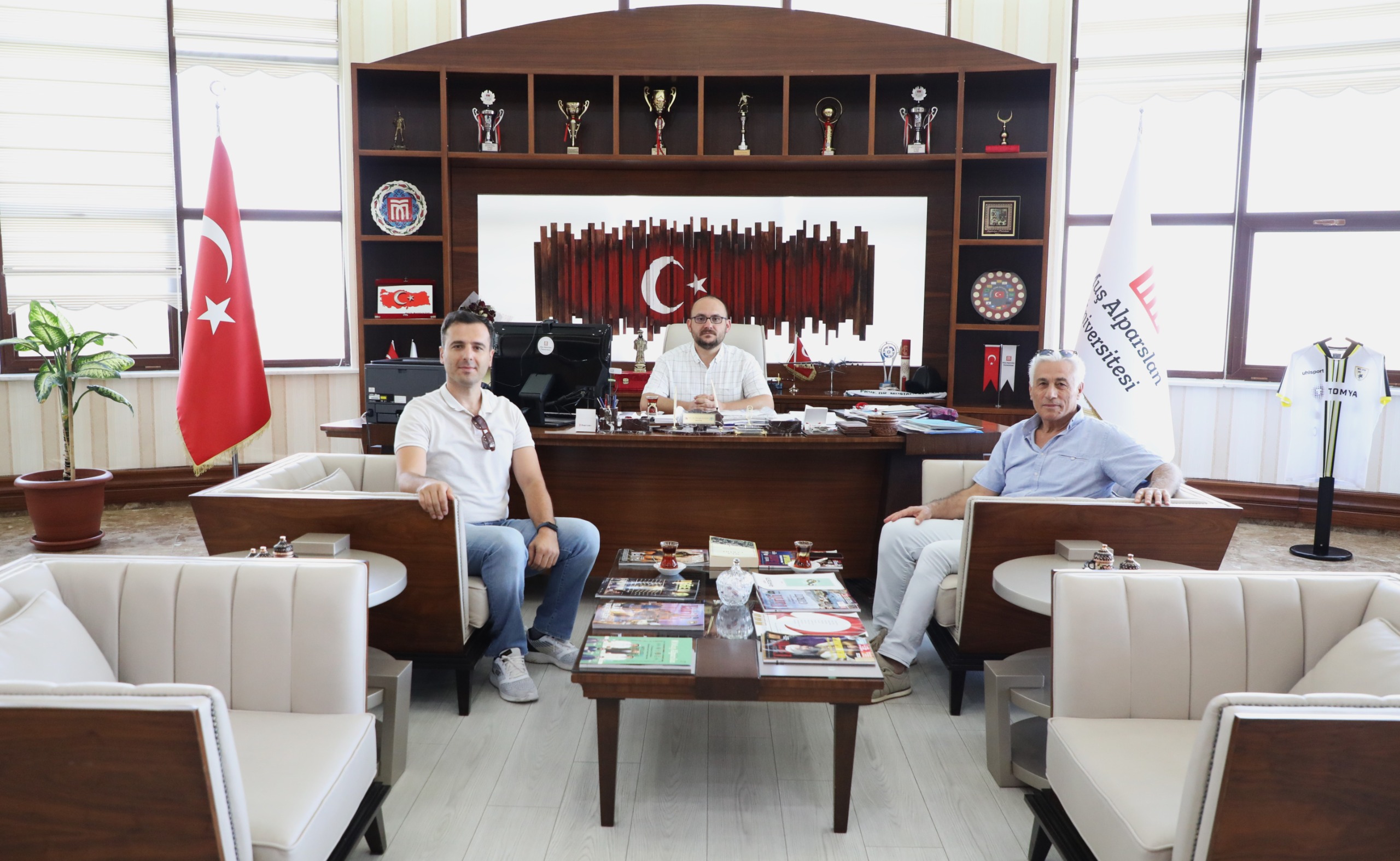 rektorumuze-ziyaret-5455