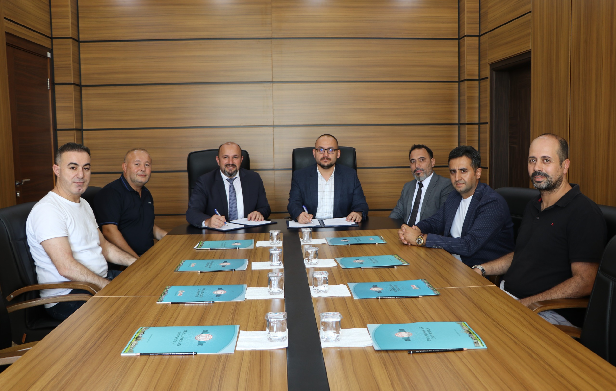 universitemiz-ve-vedas-arasinda-is-birligi-protokolu-imzalandi-5498