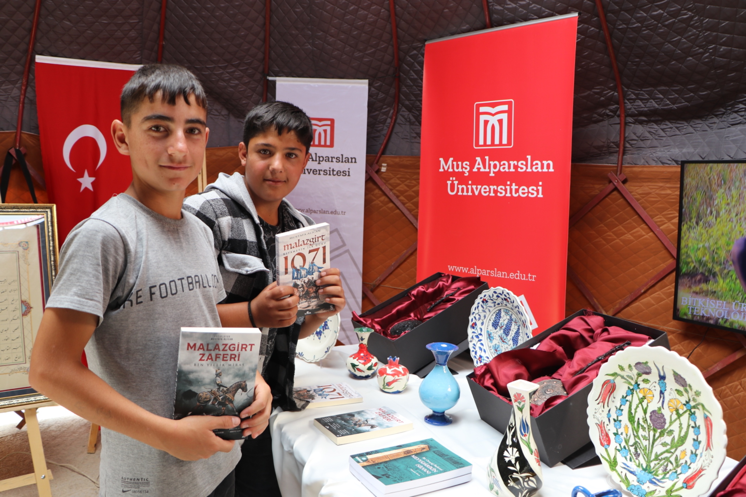 malazgirt-zaferinin-953uncu-yili-kutlamalarinin-ikinci-gununde-etkinlikler-devam-etti-5513