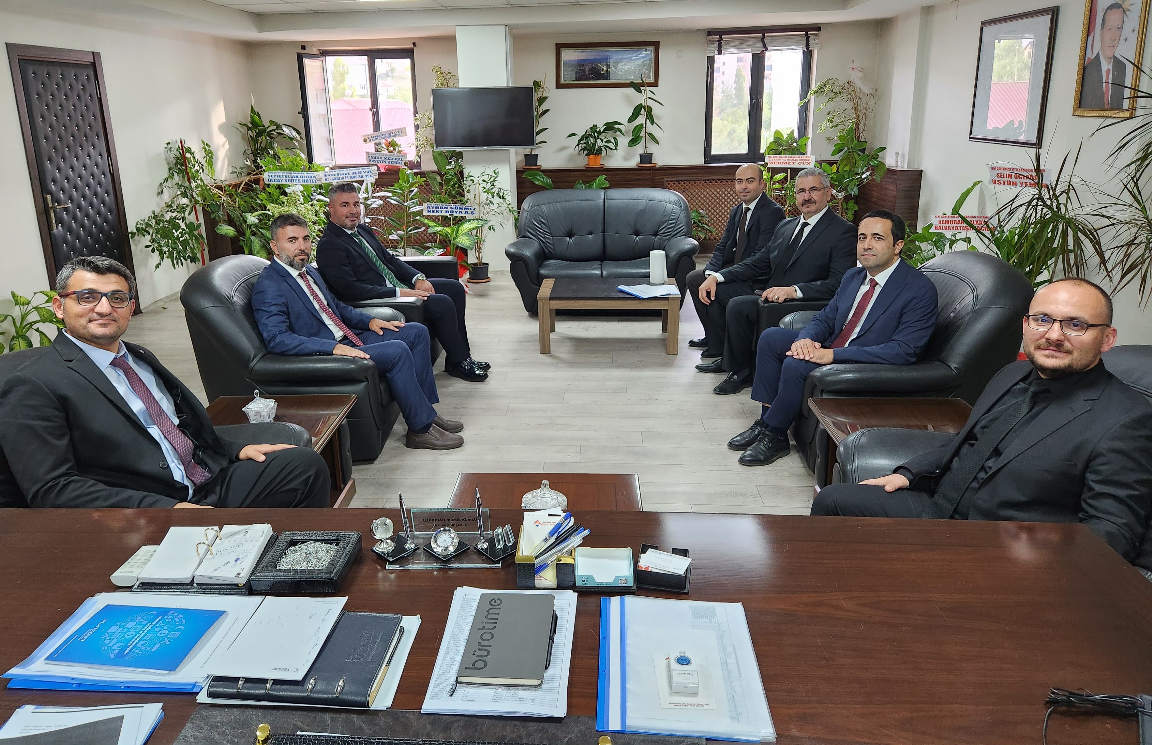 rektorumuz-prof-dr-mustafa-alicandan-mus-il-saglik-muduru-uzman-dr-besim-haciogullarina-ziyaret-5586