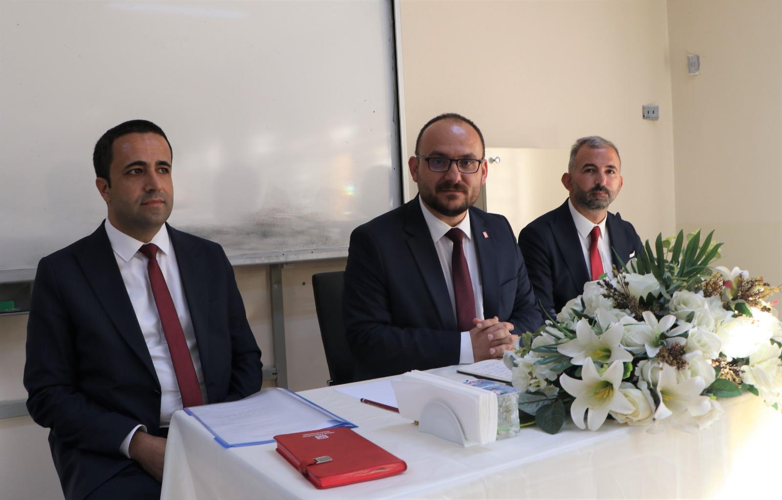 rektorumuz-egitim-fakultesi-akademik-kurul-toplantisina-katildi-5705