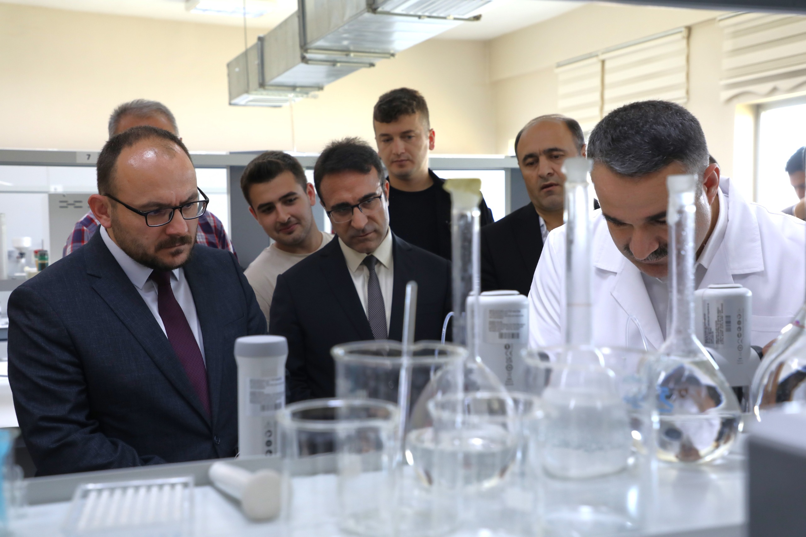 toprak-bitki-ve-sulama-suyu-analiz-laboratuvarimiz-acildi-5724