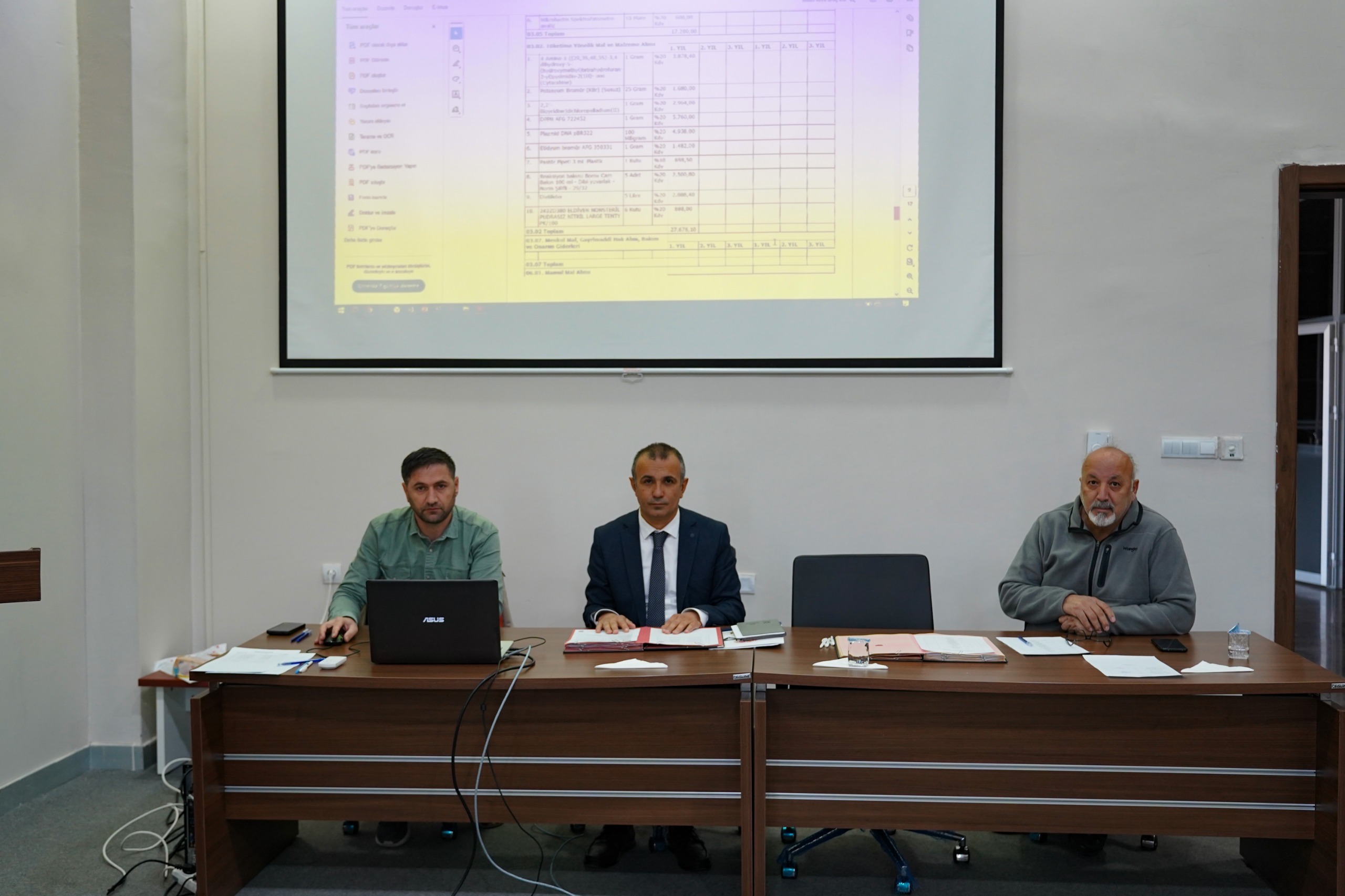 universitemiz-bilimsel-arastirma-projeleri-bap-komisyonu-toplandi-5885