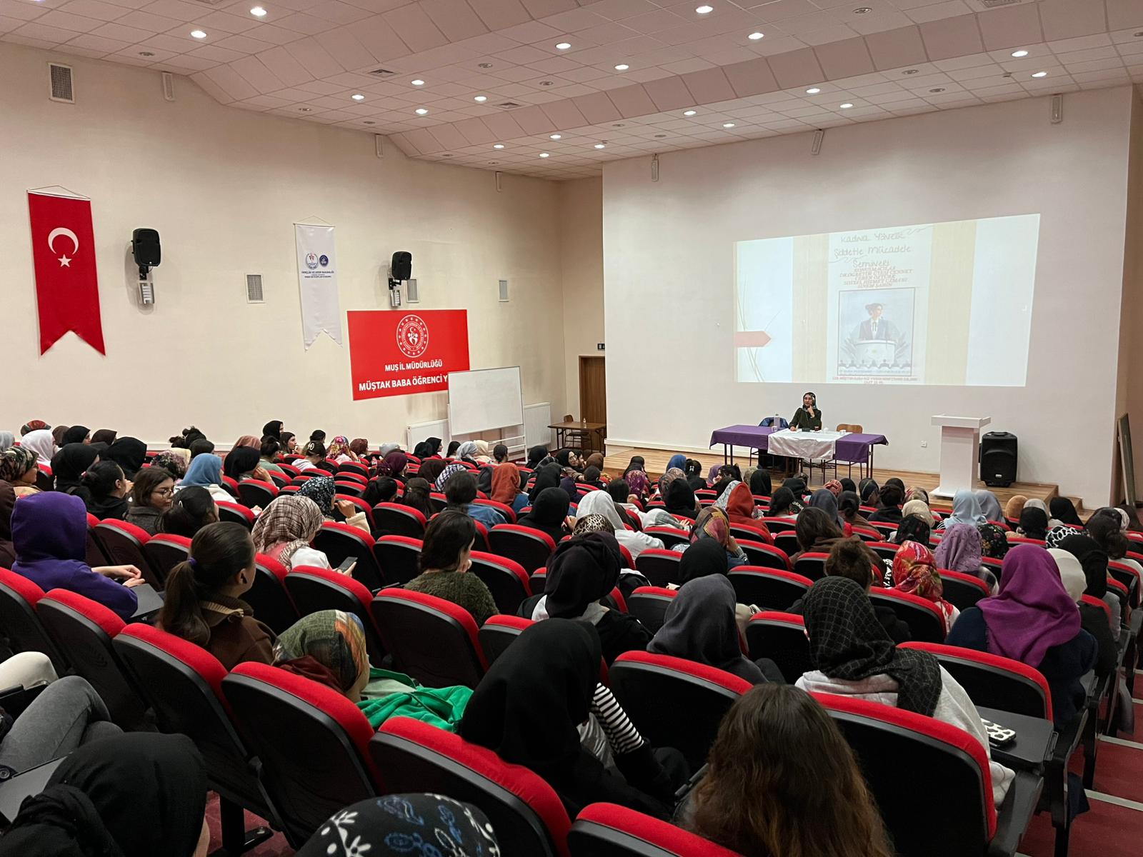 sospolden-kiz-yurtlarinda-farkindalik-semineri-5892