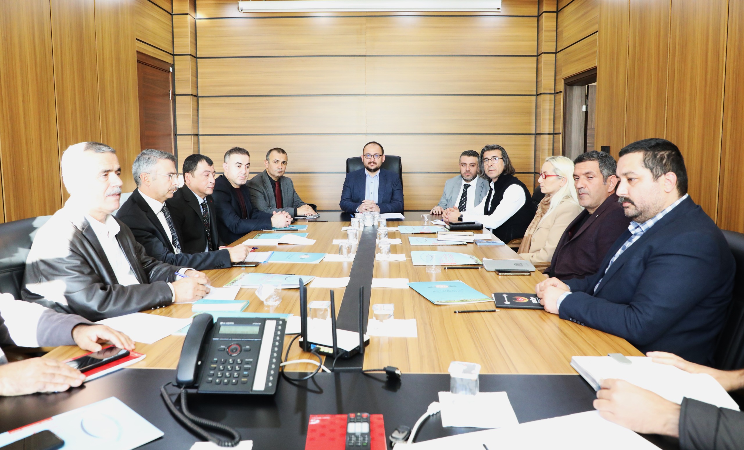 rektorumuz-prof-dr-mustafa-alican-baskanliginda-tarim-hayvancilik-ve-biyojenetik-projeler-ele-alindi-5972