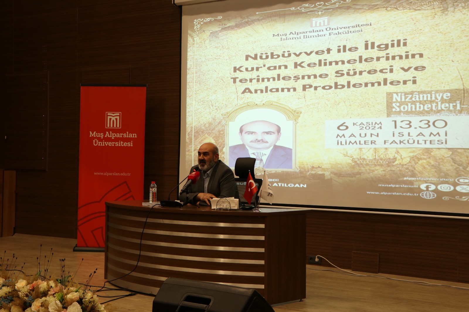 nizamiye-sohbetlerinin-ucuncusu-gerceklesti-nubuvvet-ile-ilgili-kuran-kelimelerinin-terimlesme-sureci-ve-anlam-problemleri-5982