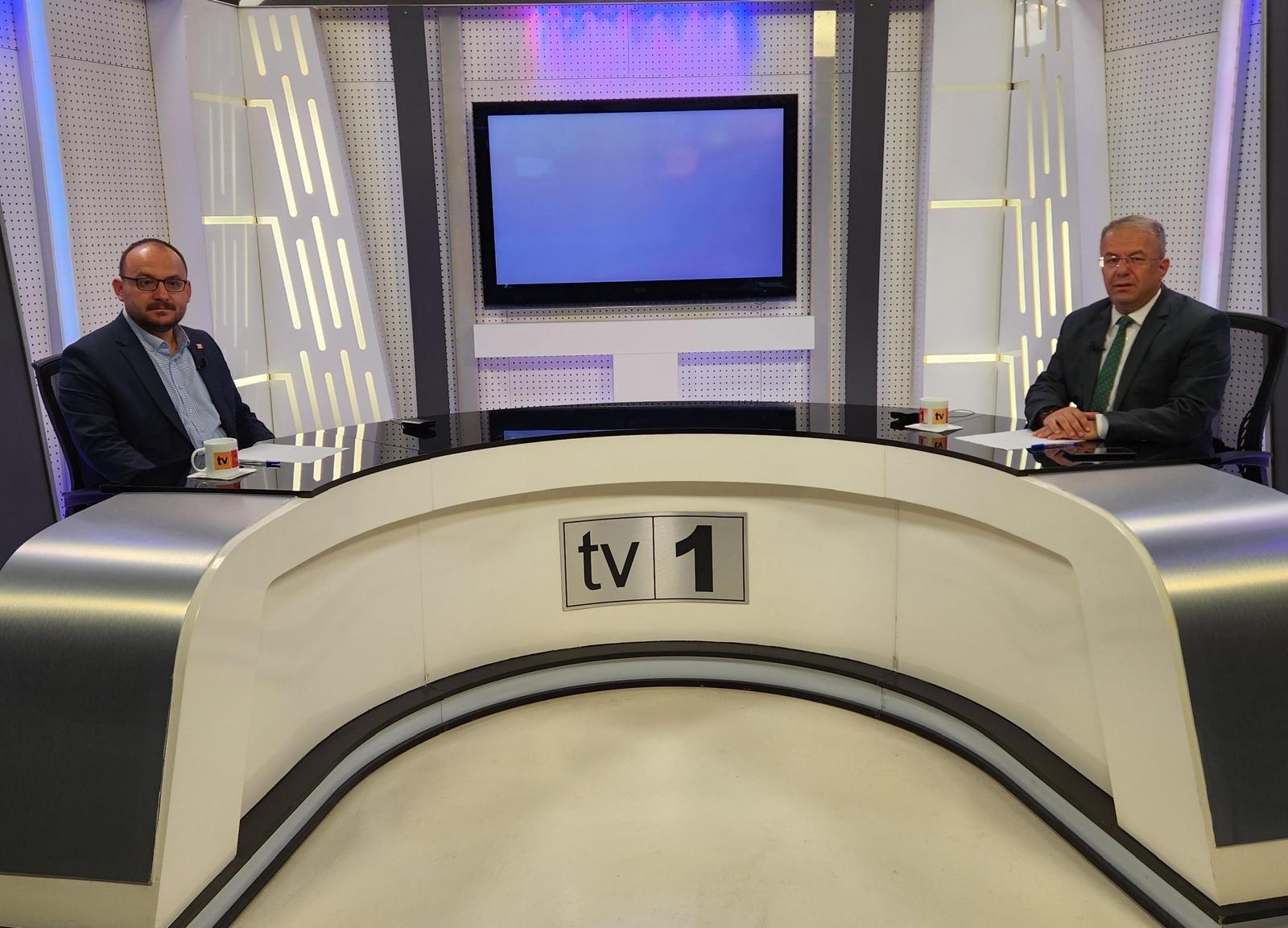 rektorumuz-tv1-gundem-ozel-programina-konuk-oldu-5992