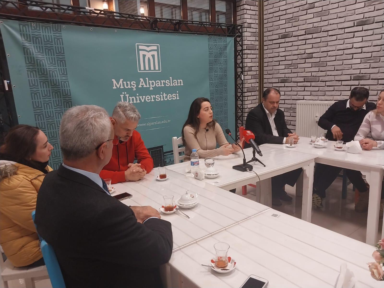 cay-bahane-sohbetleri-tum-hiziyla-devam-ediyor-6136