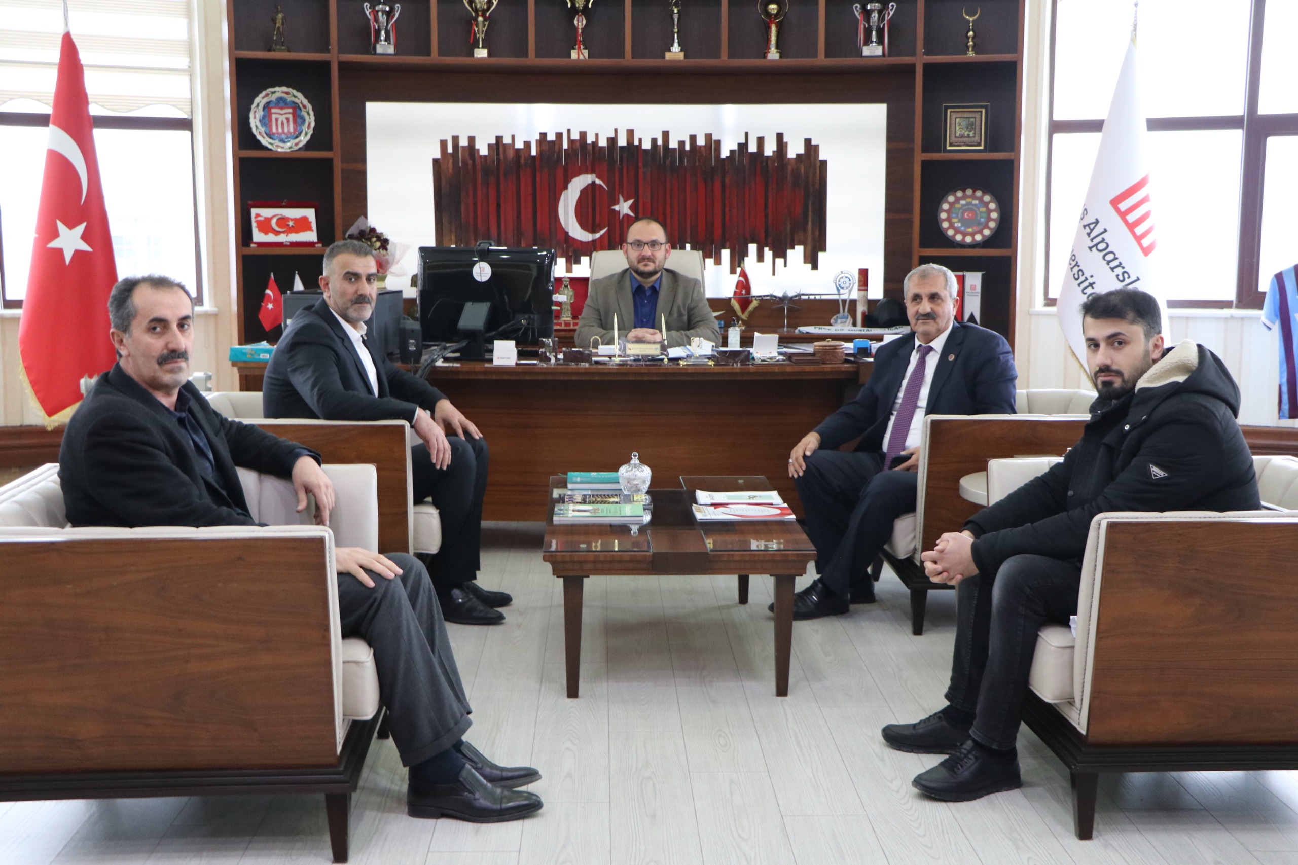 haskoy-ve-karaagacli-belediye-baskanlarindan-rektorumuze-ziyaret-6171