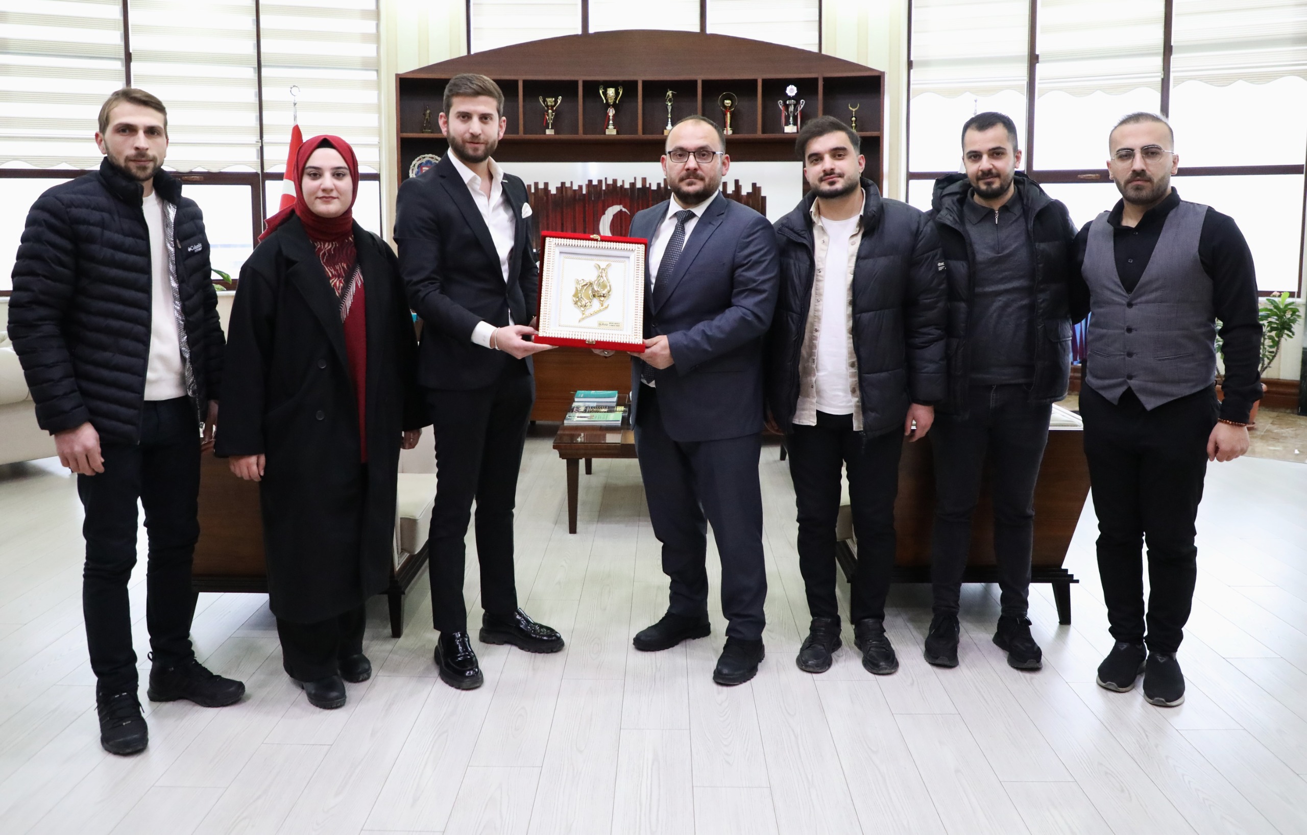 musiad-temsilcisi-ferhat-olcaydan-rektorumuze-ziyaret-6235