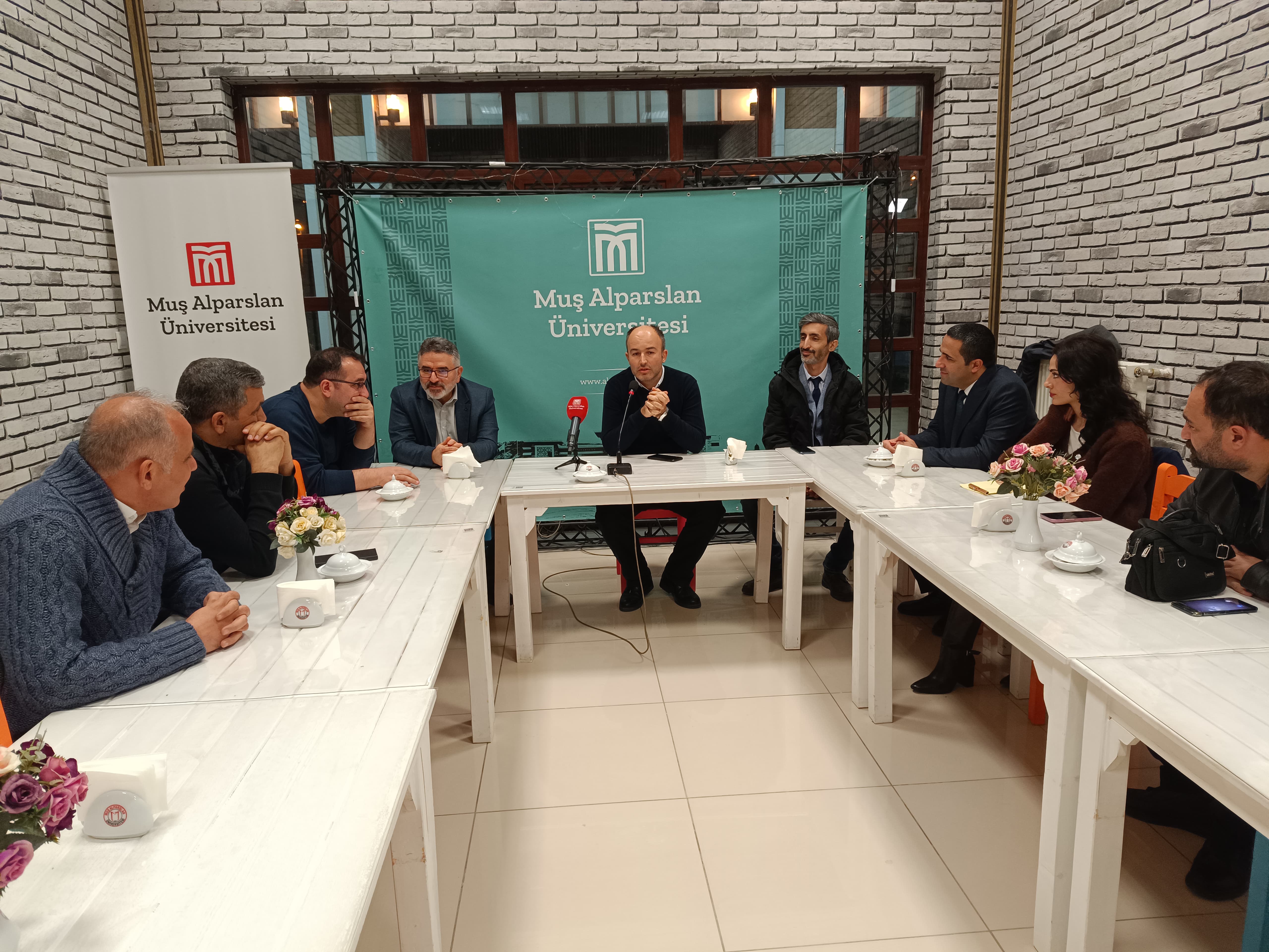 cay-bahane-sohbetlerinin-75inci-bolumunde-prof-dr-enes-dertliyi-agirladik-6282