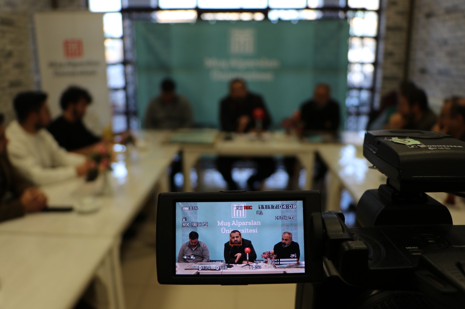 cay-bahane-sohbetlerinde-tarihi-ve-kulturel-boyutlariyla-mollakent-medresesi-konusu-ele-alindi-6368