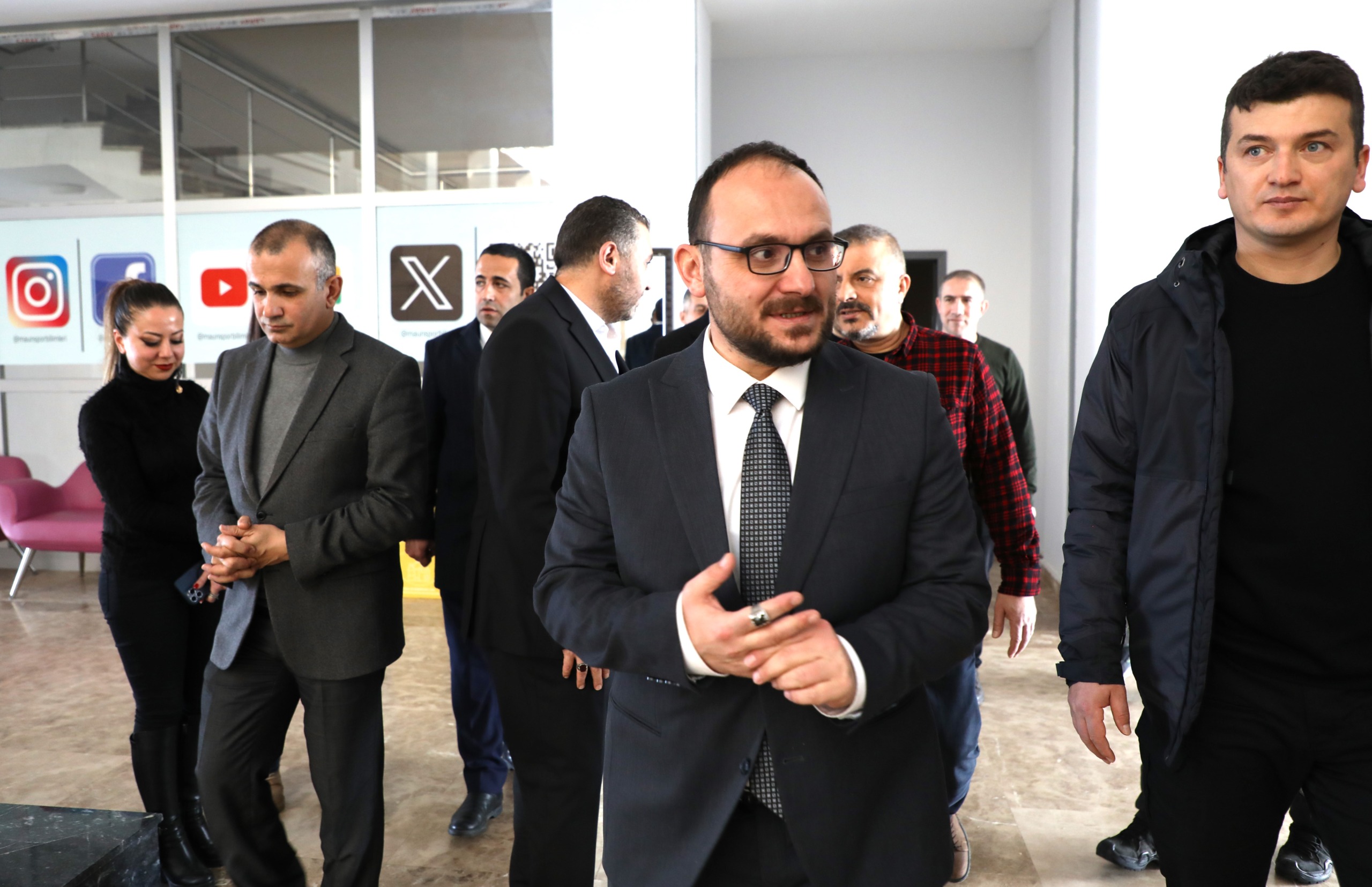 universite-ust-yonetimimiz-final-sinavlari-doneminde-fakulteleri-ziyaret-etti-6372