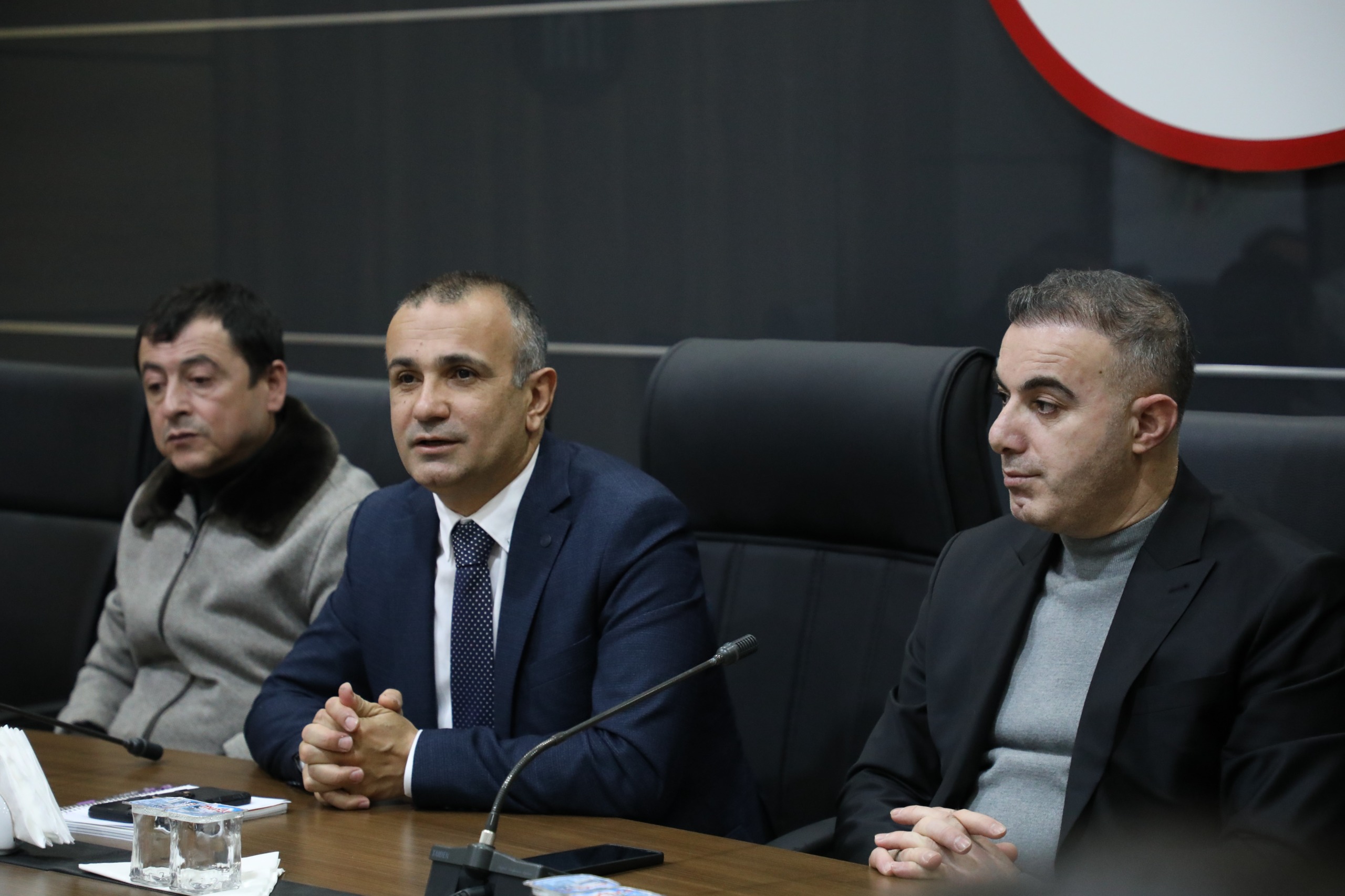 mus-alparslan-universitesinde-tarim-ve-hayvancilik-alaninda-mobil-oyun-projesi-icin-ikinci-toplanti-yapildi-6400