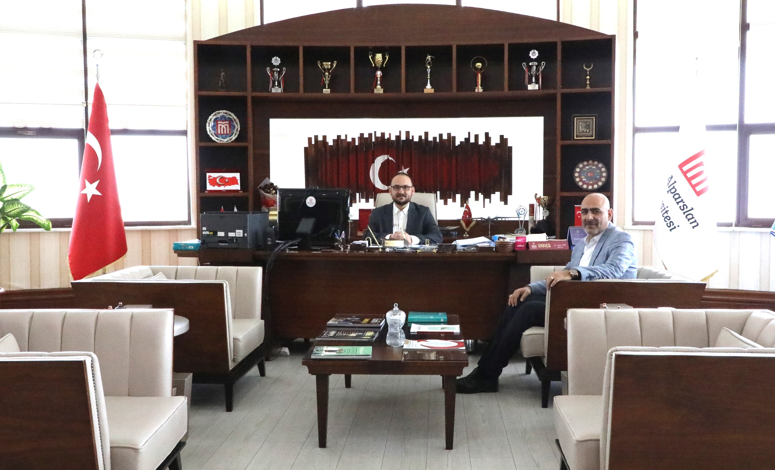 bingol-aile-ve-sosyal-hizmetler-il-muduru-abdulbari-aksoydan-rektorumuze-ziyaret-6459