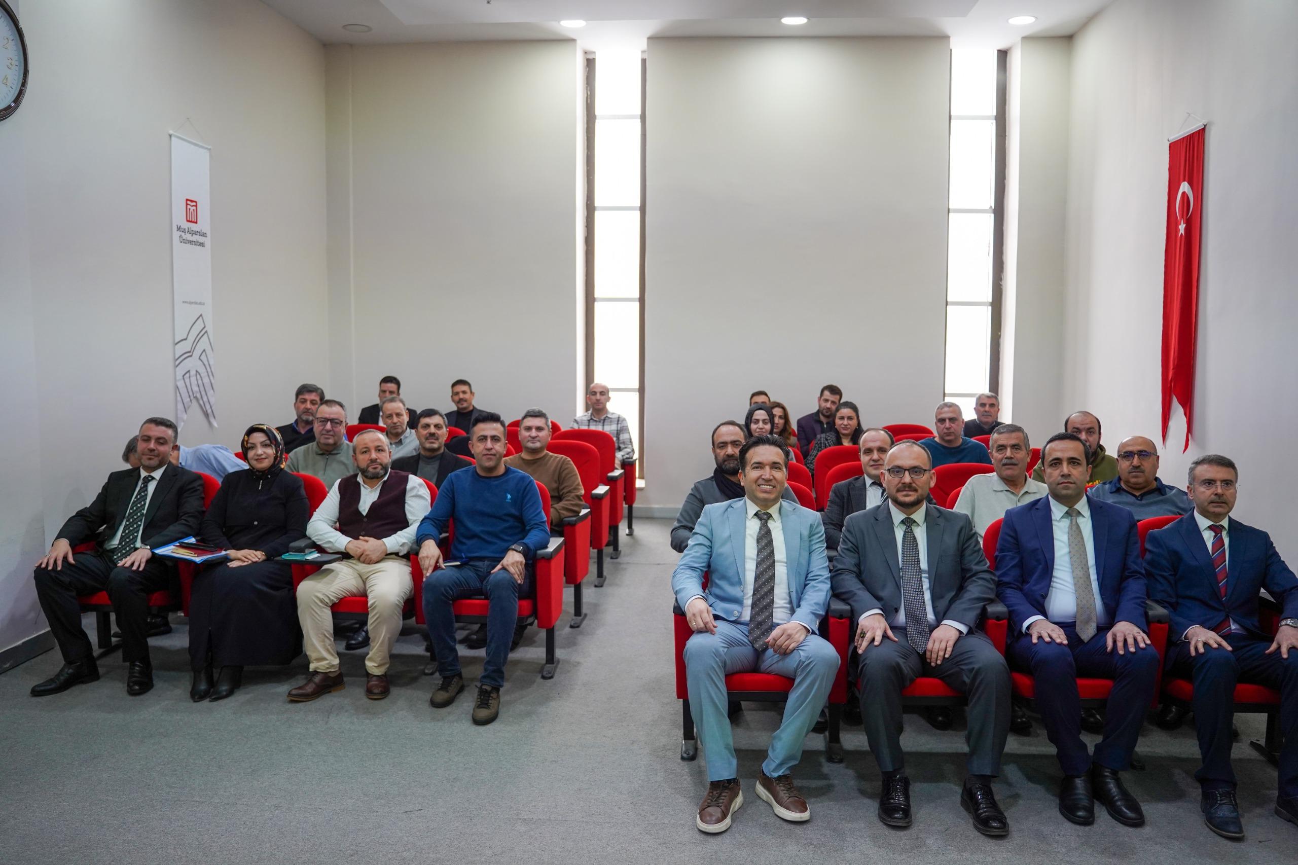 universitemizde-iso-9001-kalite-yonetim-sistemi-egitimi-gerceklestirildi-6508