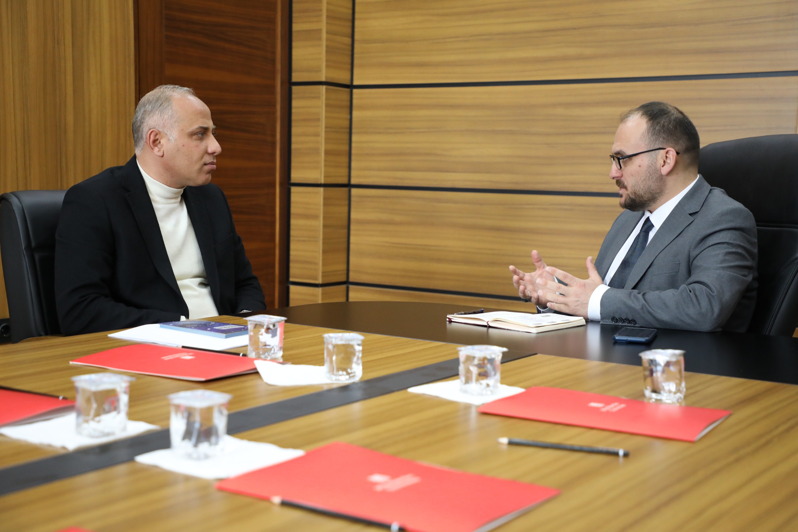 rektorumuzun-birim-amirleriyle-stratejik-degerlendirme-toplantilari-devam-ediyor-6524