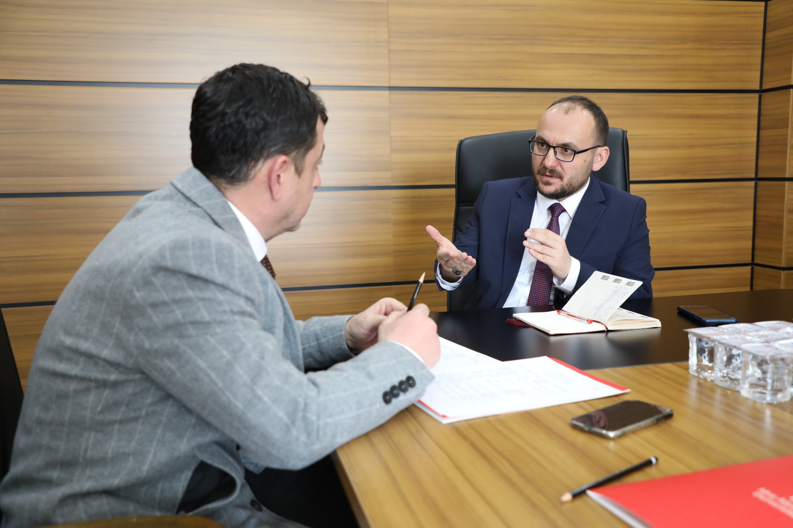 rektorumuz-birim-amirleri-gorusmelerine-devam-ediyor-6535