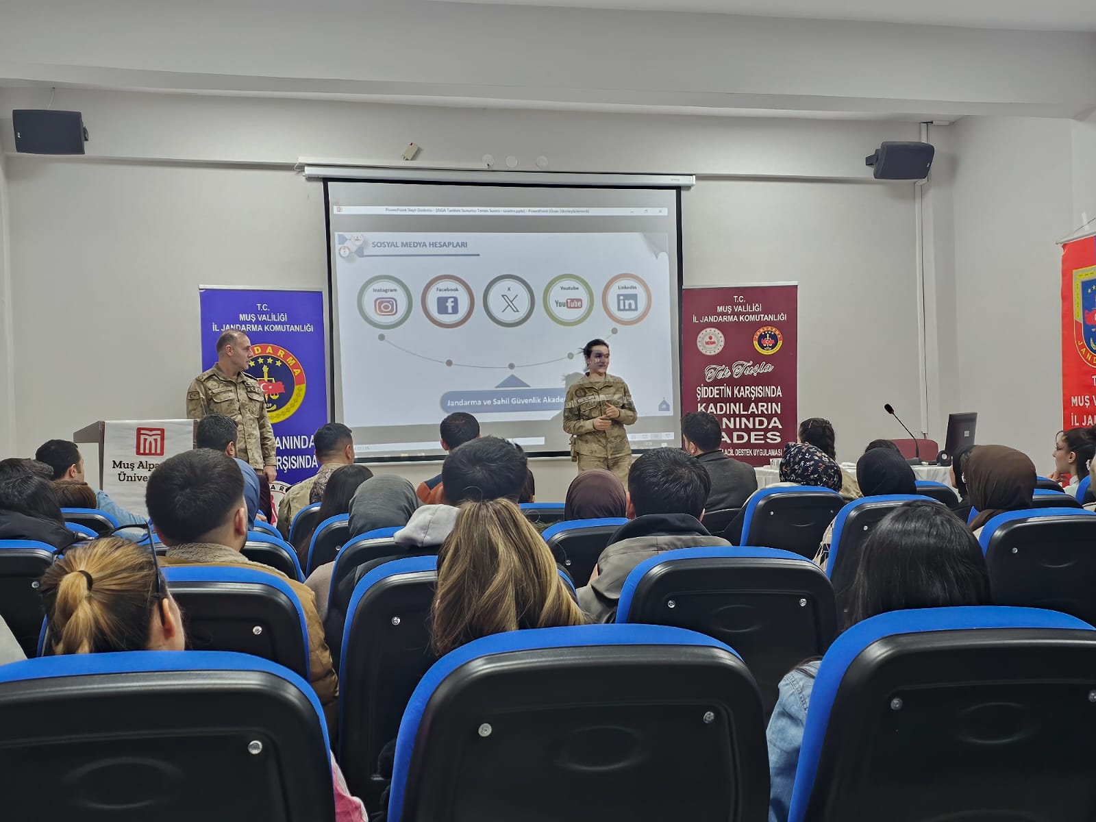 varto-giyasettin-bingol-meslek-yuksekokulunda-guvenli-gelecek-jandarmada-kariyer-planlamasi-etkinligi-duzenlendi-6672