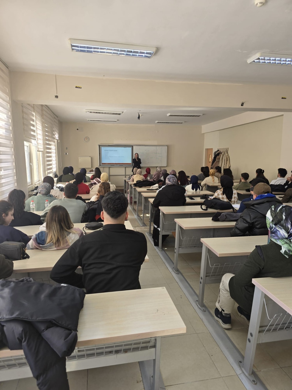 universitemizde-stres-yonetimi-ve-duygularimizi-anlama-semineri-duzenlendi-6682