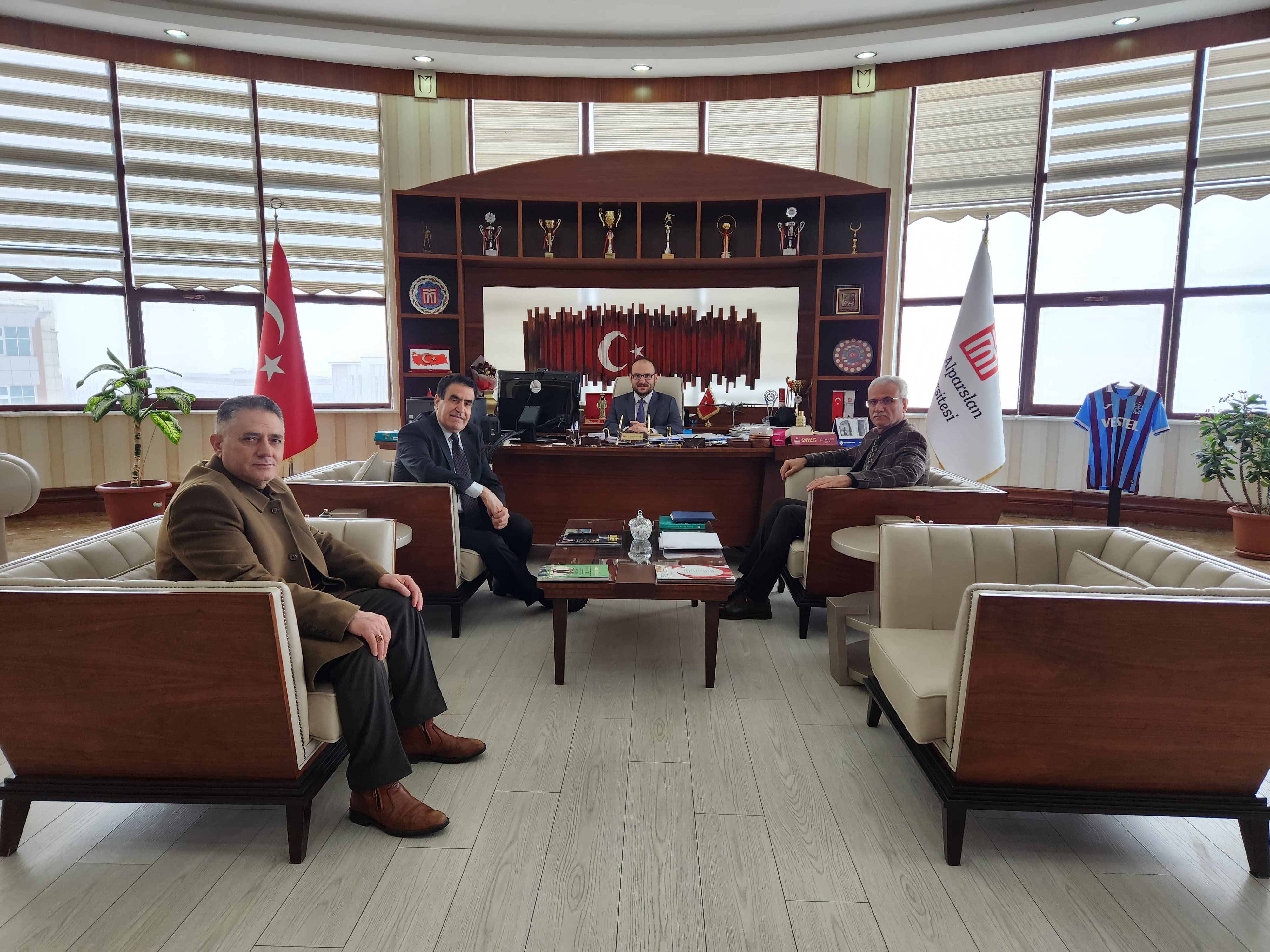 rektorumuze-nezaket-ziyareti-6742