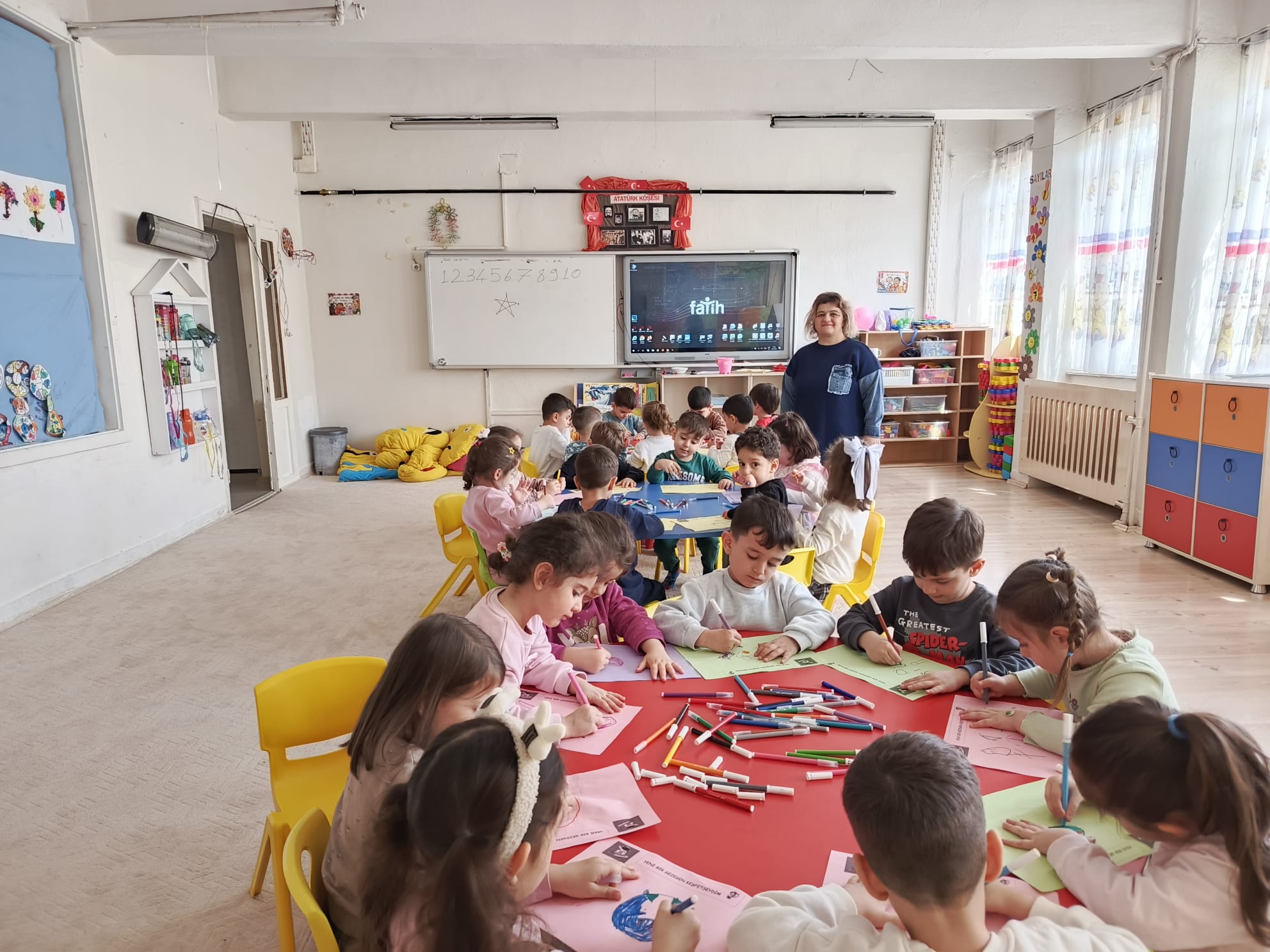 cocuklar-icin-felsefe-etkinligi-duzenlendi-7071