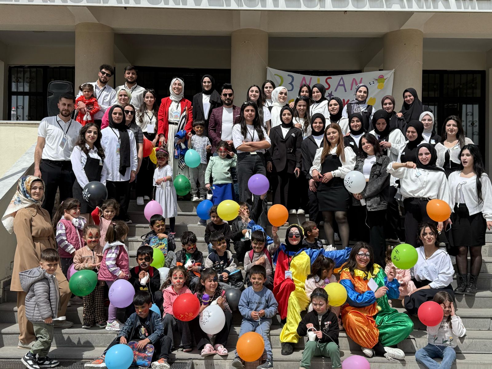 bulanik-myoda-23-nisan-coskusu-cocuk-festivali-renkli-goruntulere-sahne-oldu-7168