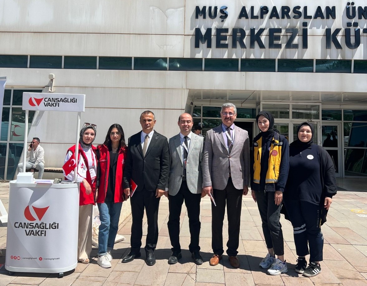 mus-alparslan-universitesinde-8-geleneksel-saglik-gunleri-yogun-katilimla-gerceklestirildi-7552