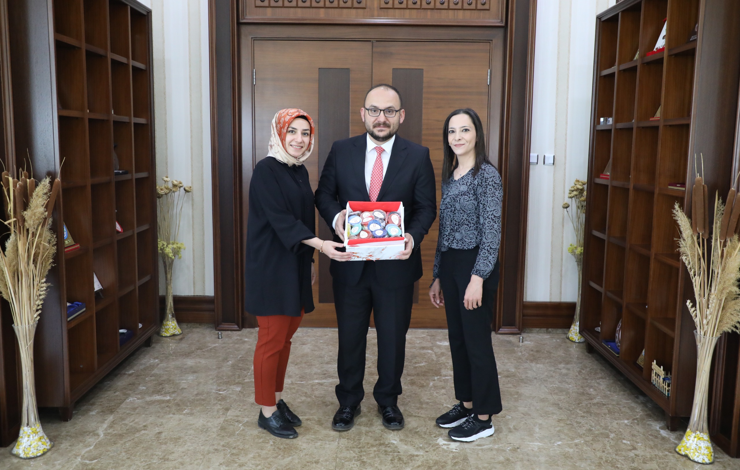 maundan-dogadan-ilham-alan-katma-degerli-urunler-atik-cekirdeklerden-fonksiyonel-urunlere-7620