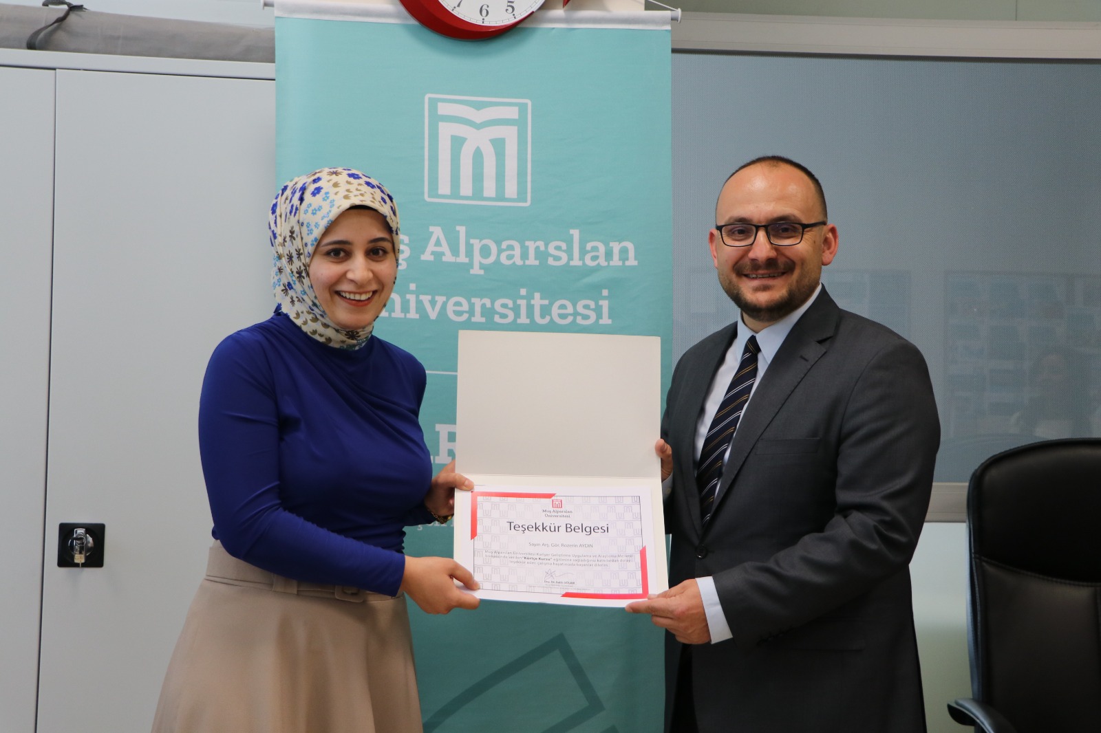 kargemden-anlamli-tesekkur-takdimi-7644