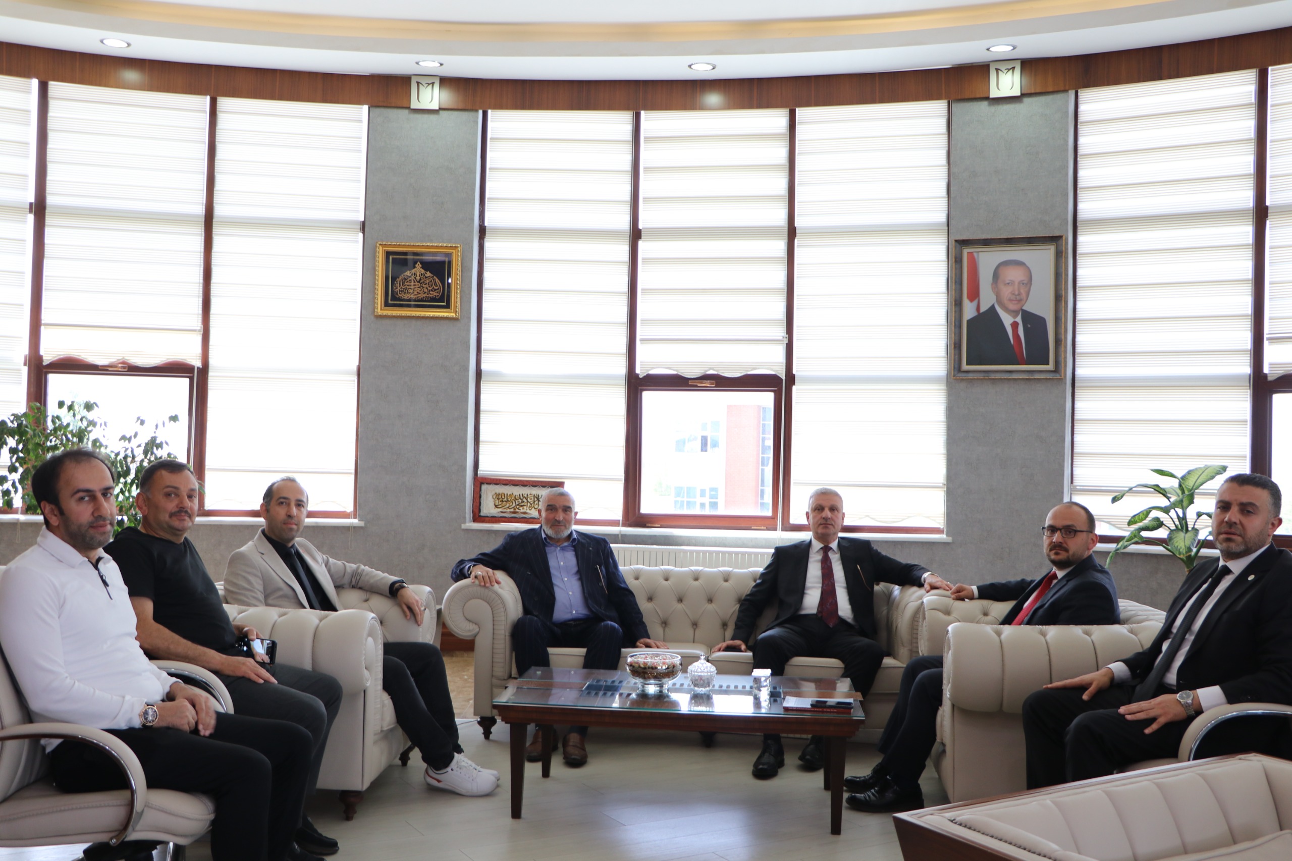 cumhurbaskani-basdanismani-oktay-saraldan-rektorumuze-ziyaret-7683